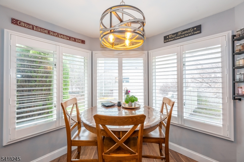 35 Turnberry Rd