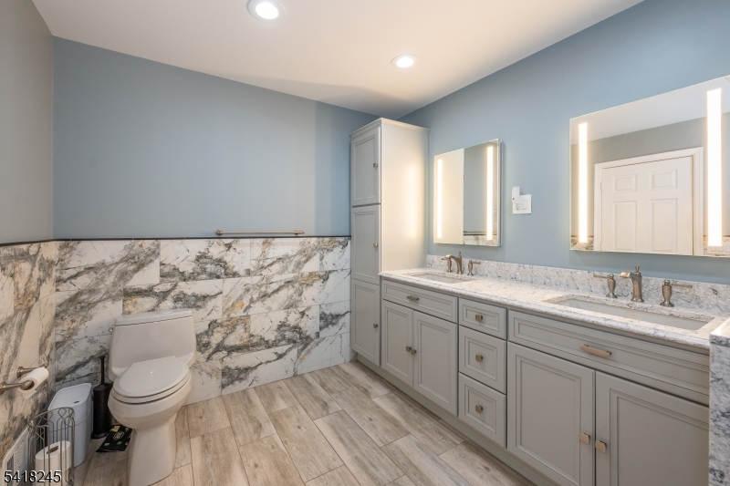 35 Turnberry Rd