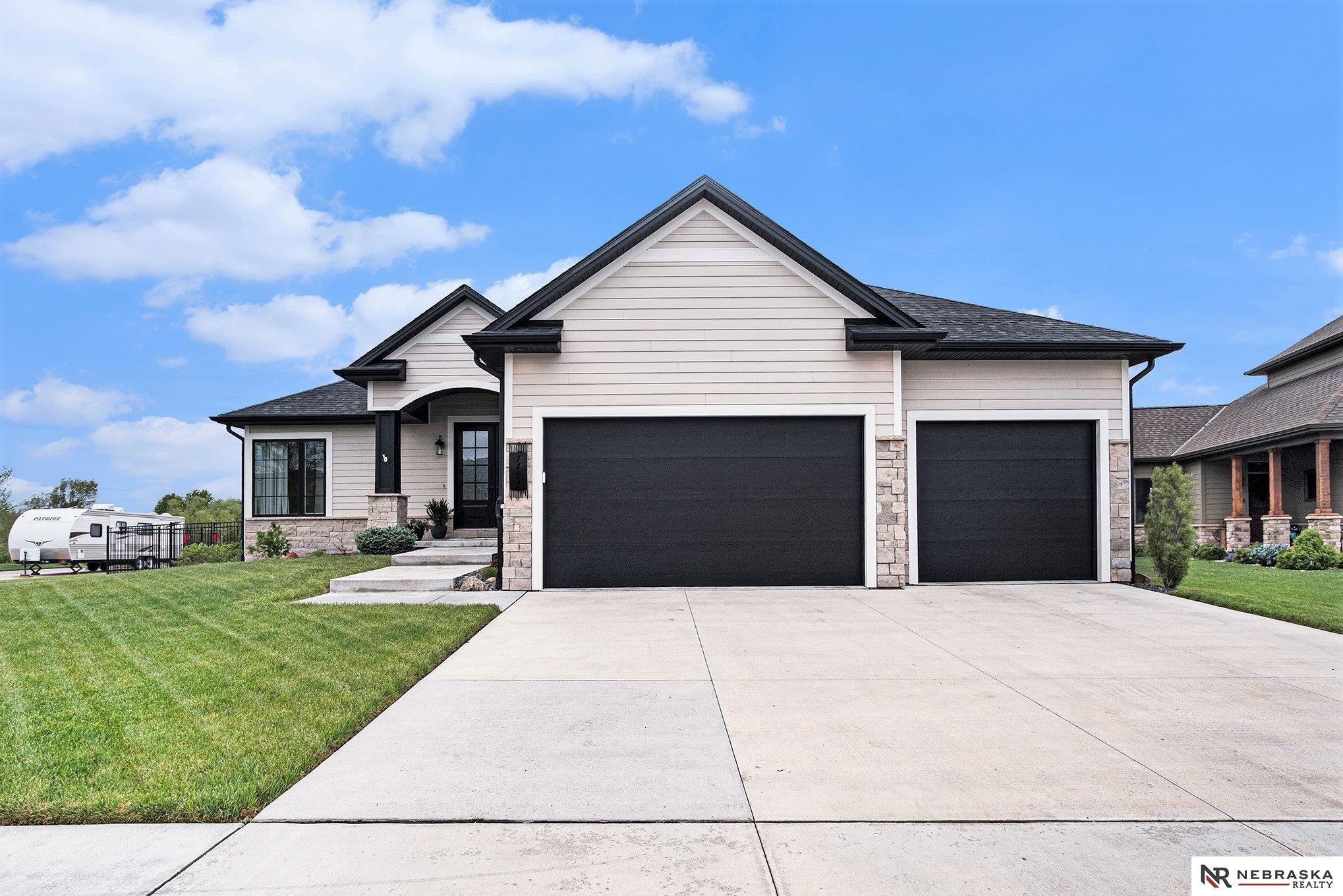 1121 Terrace View Drive