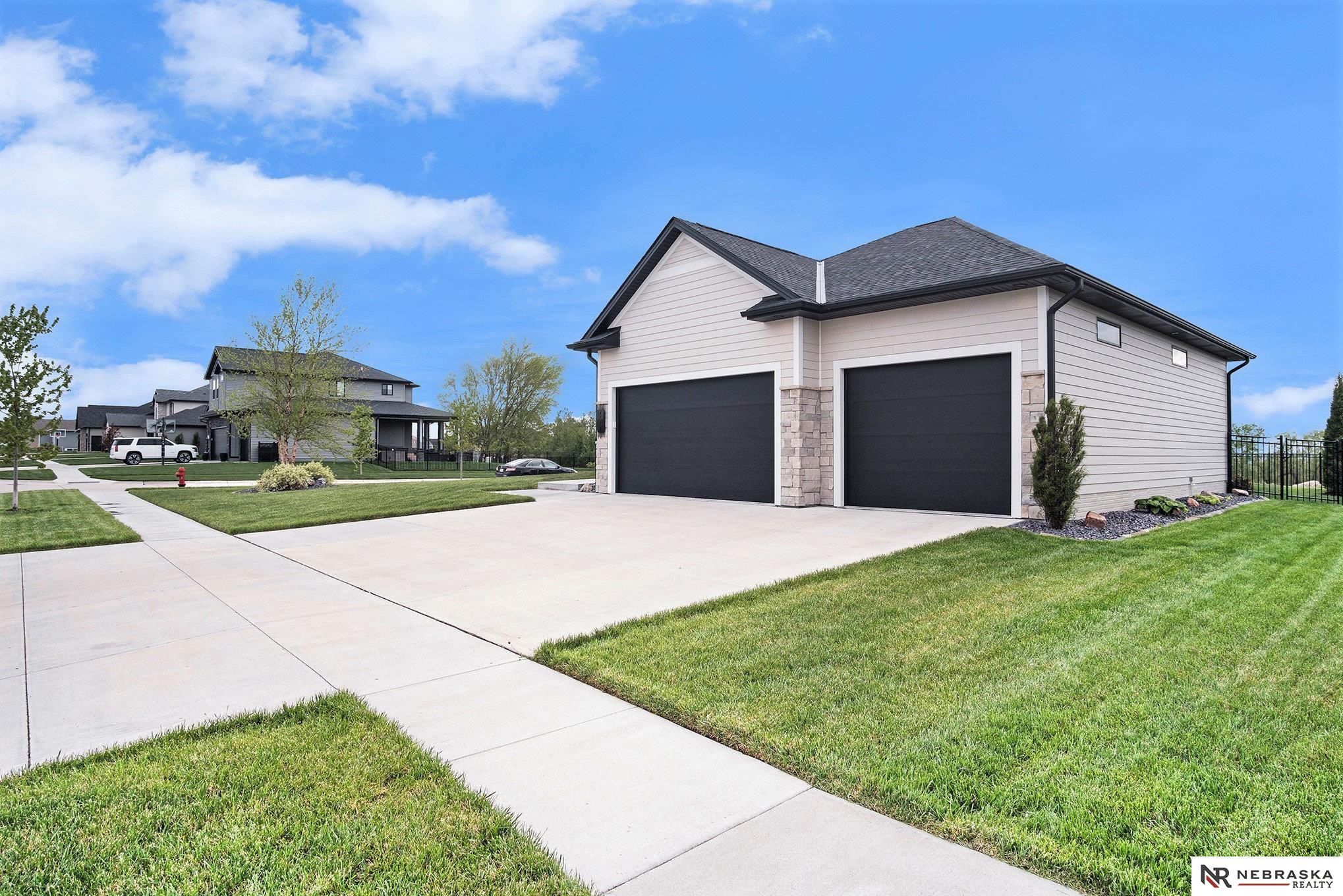 1121 Terrace View Drive