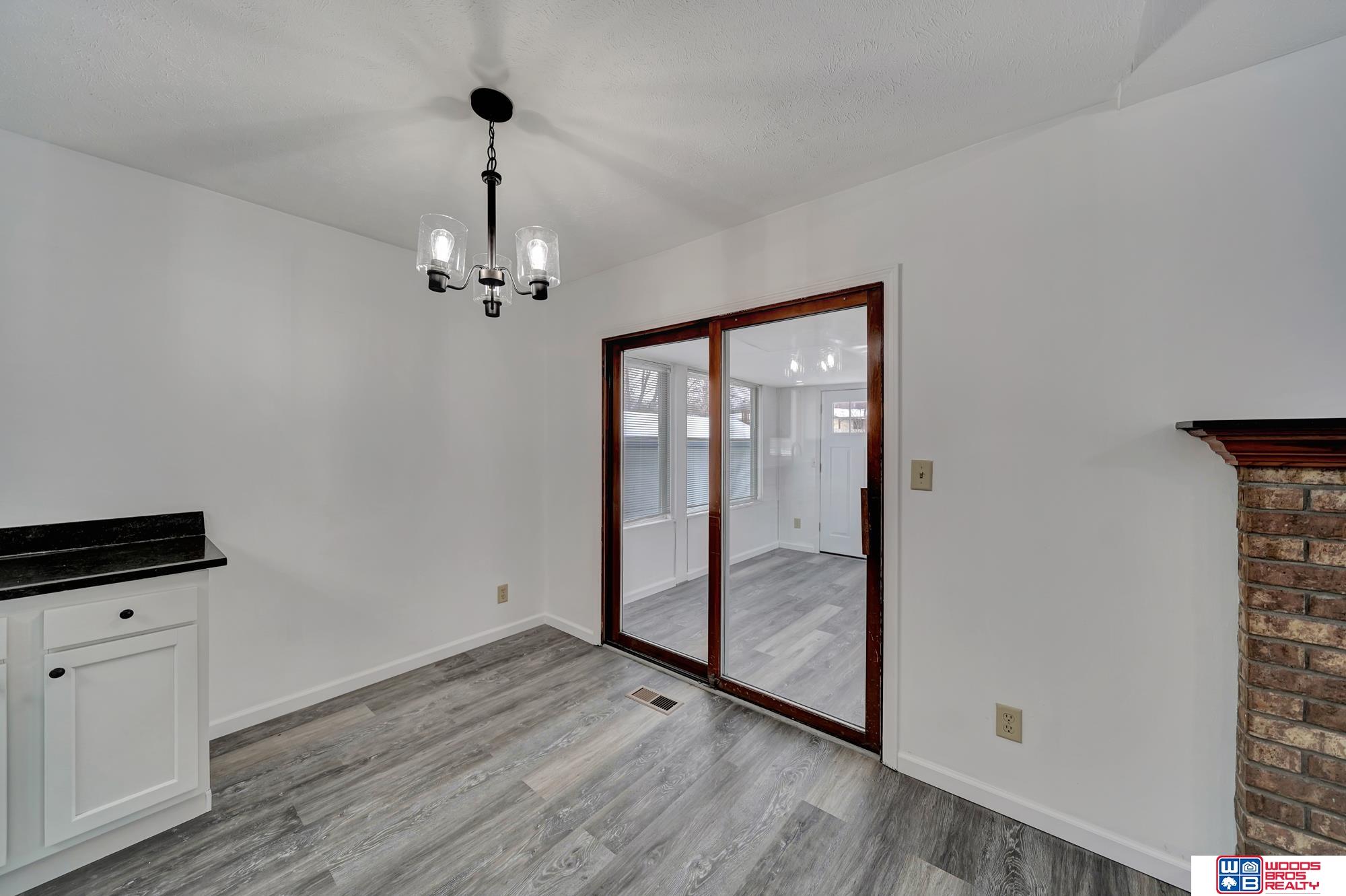 1626 W Plum Street