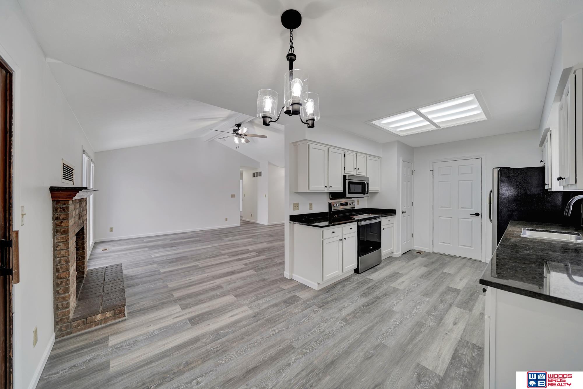1626 W Plum Street