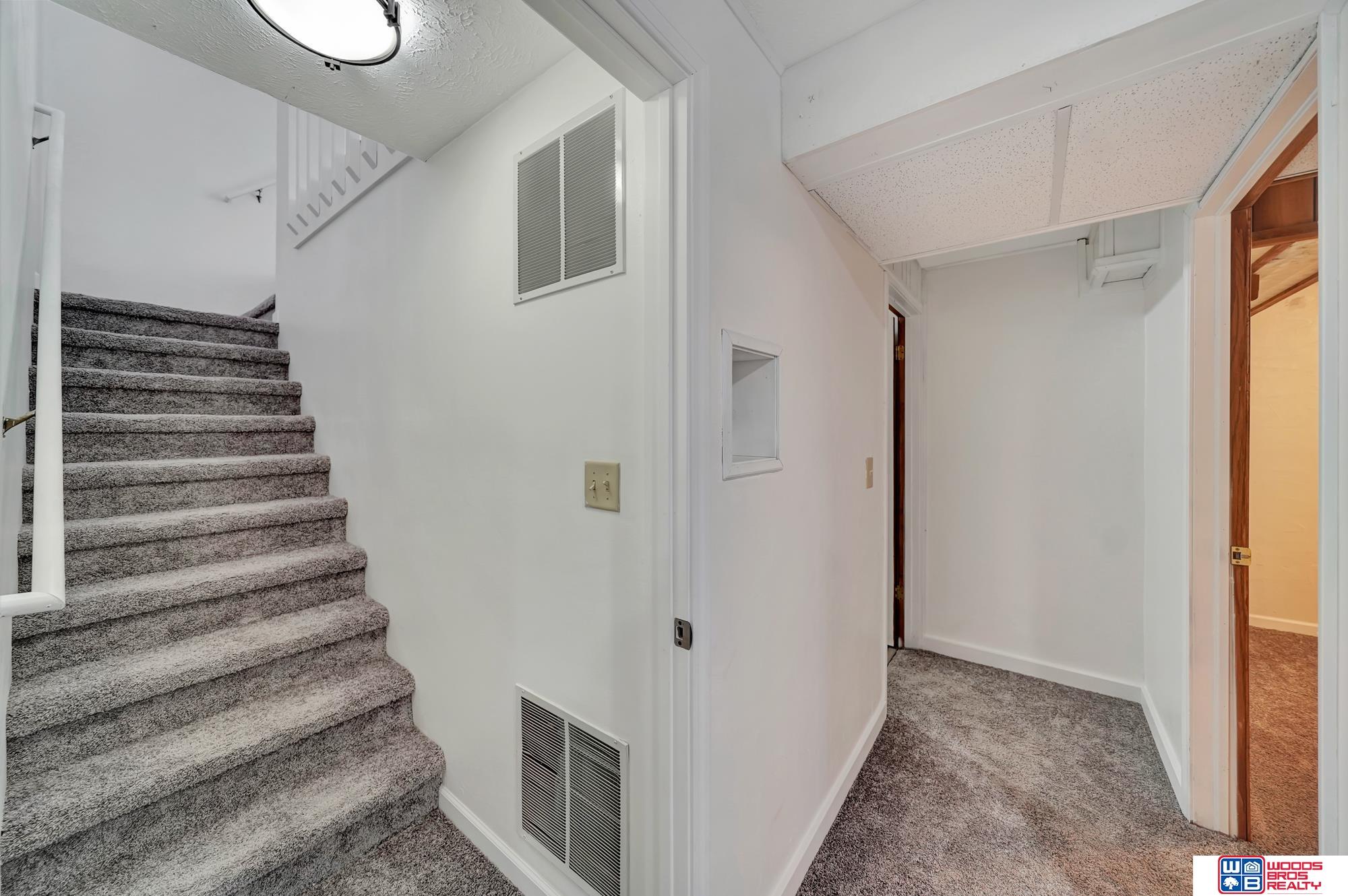 1626 W Plum Street