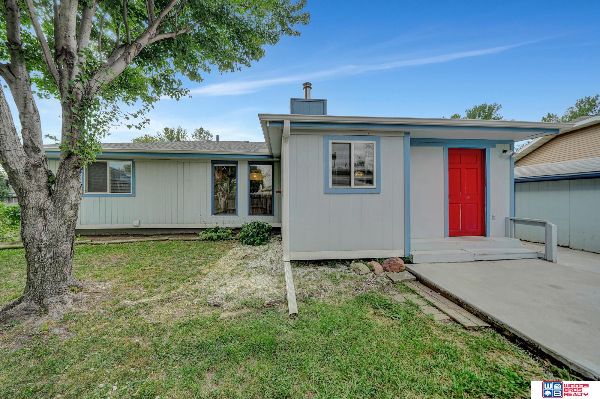 1626 W Plum Street