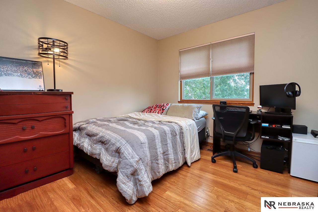 1565 Cedar Crest Drive