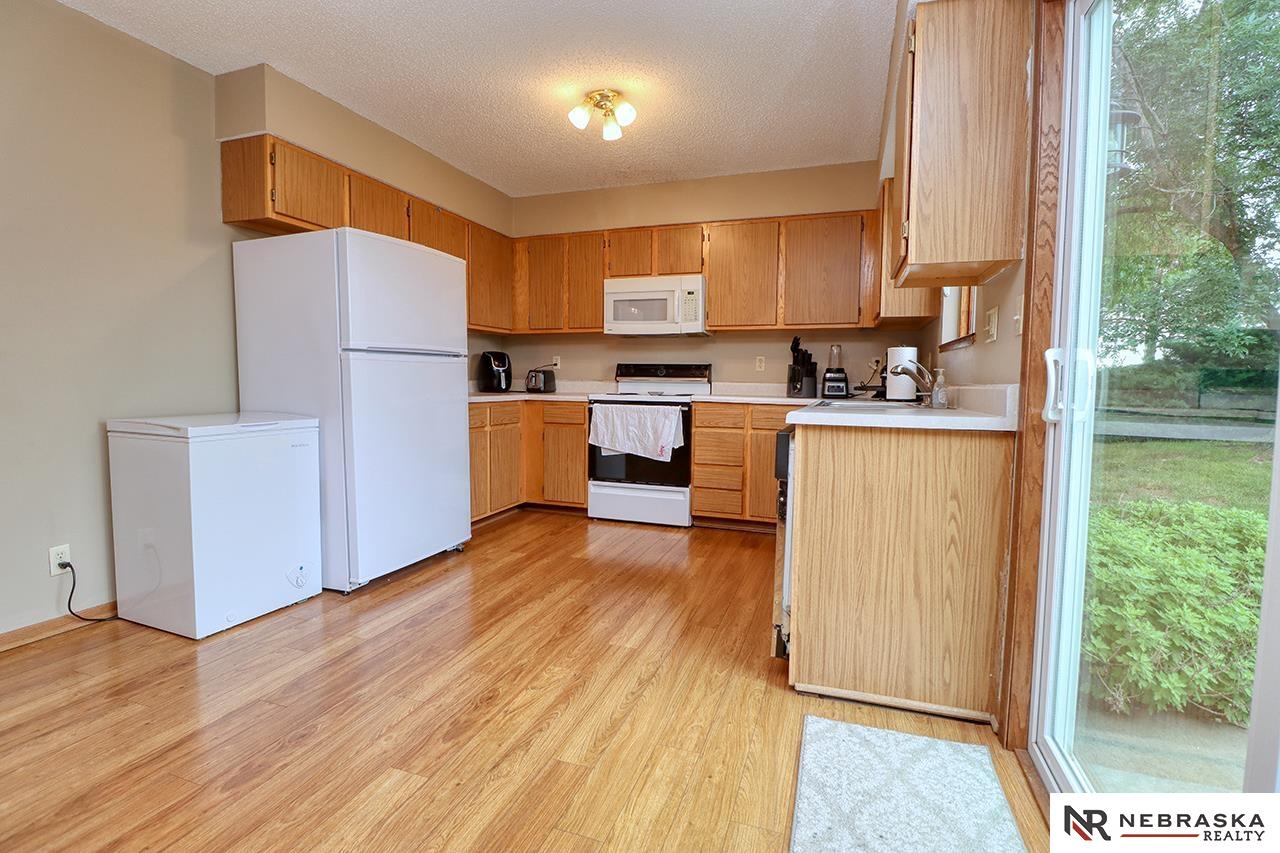 1565 Cedar Crest Drive
