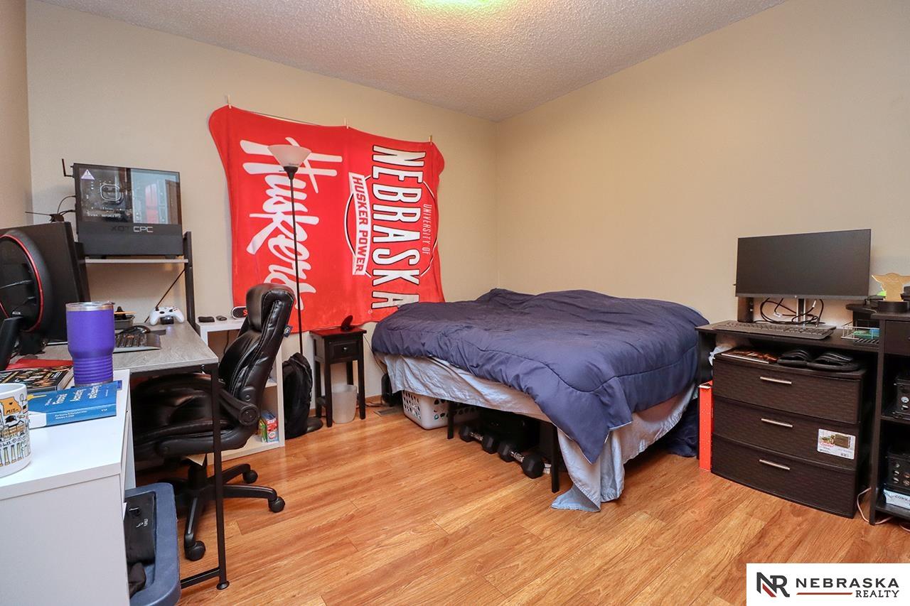 1565 Cedar Crest Drive