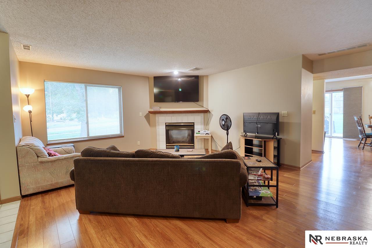 1565 Cedar Crest Drive
