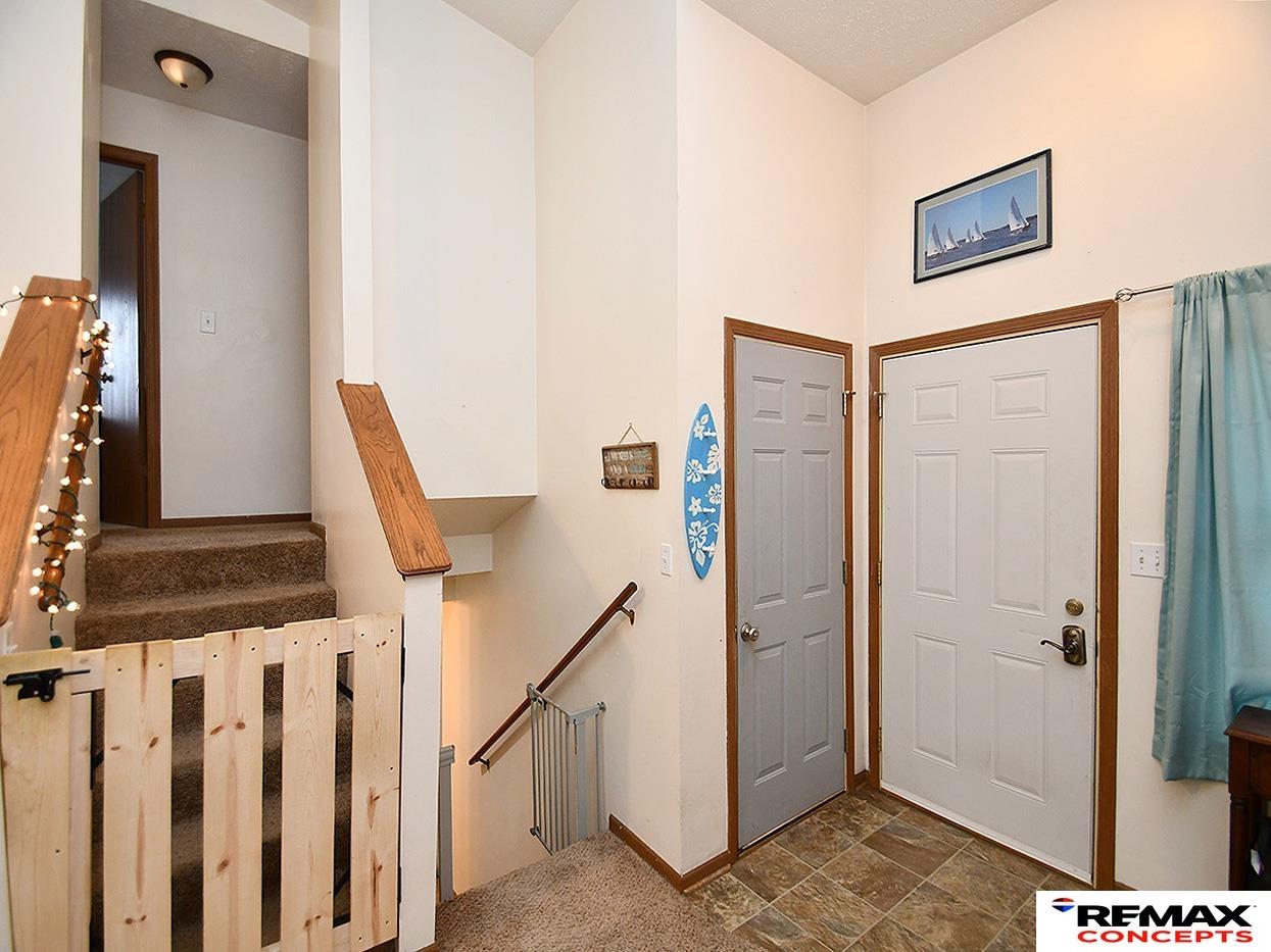 752 W Belmont Avenue