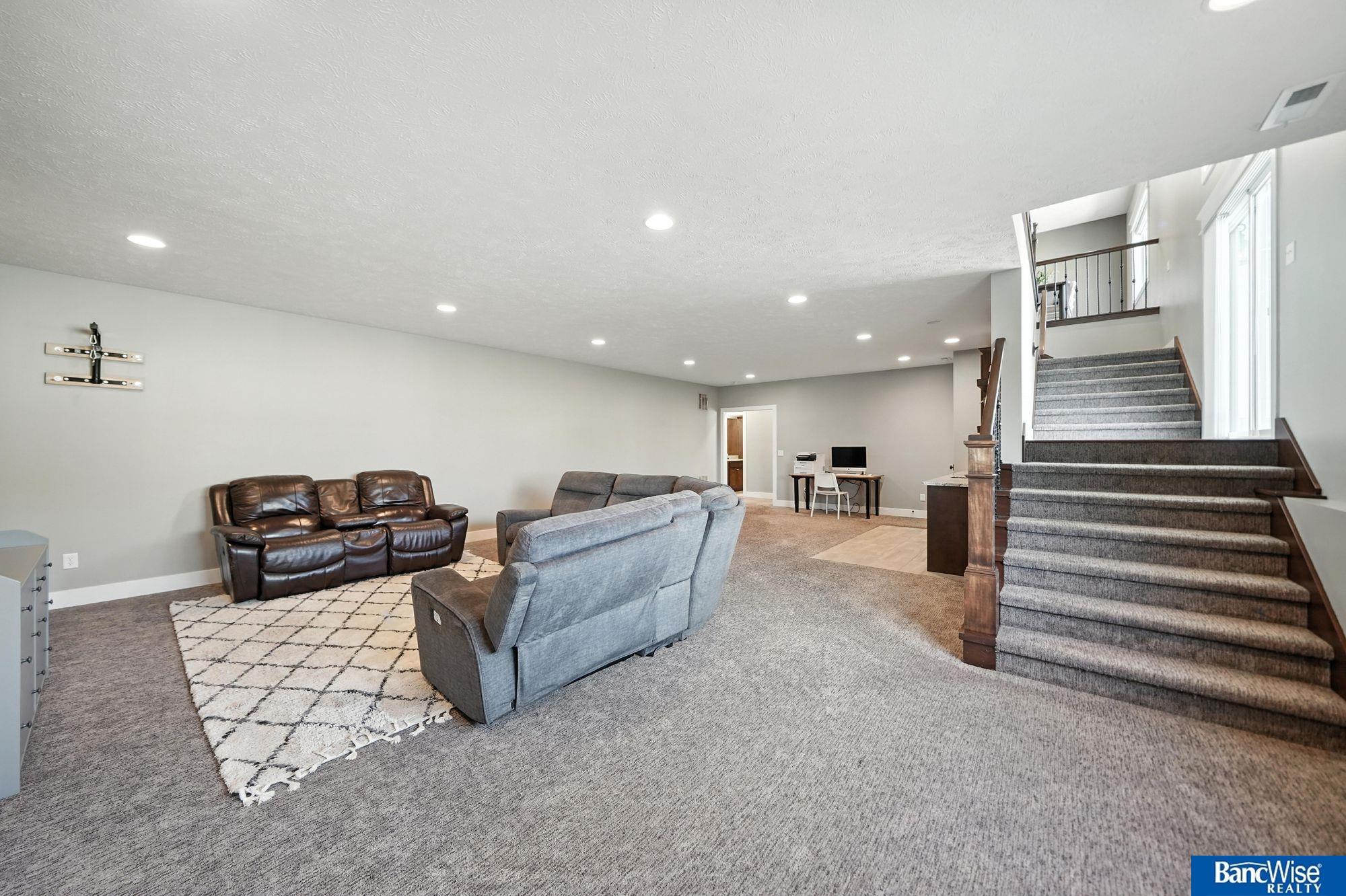 9901 Sweet Water Road