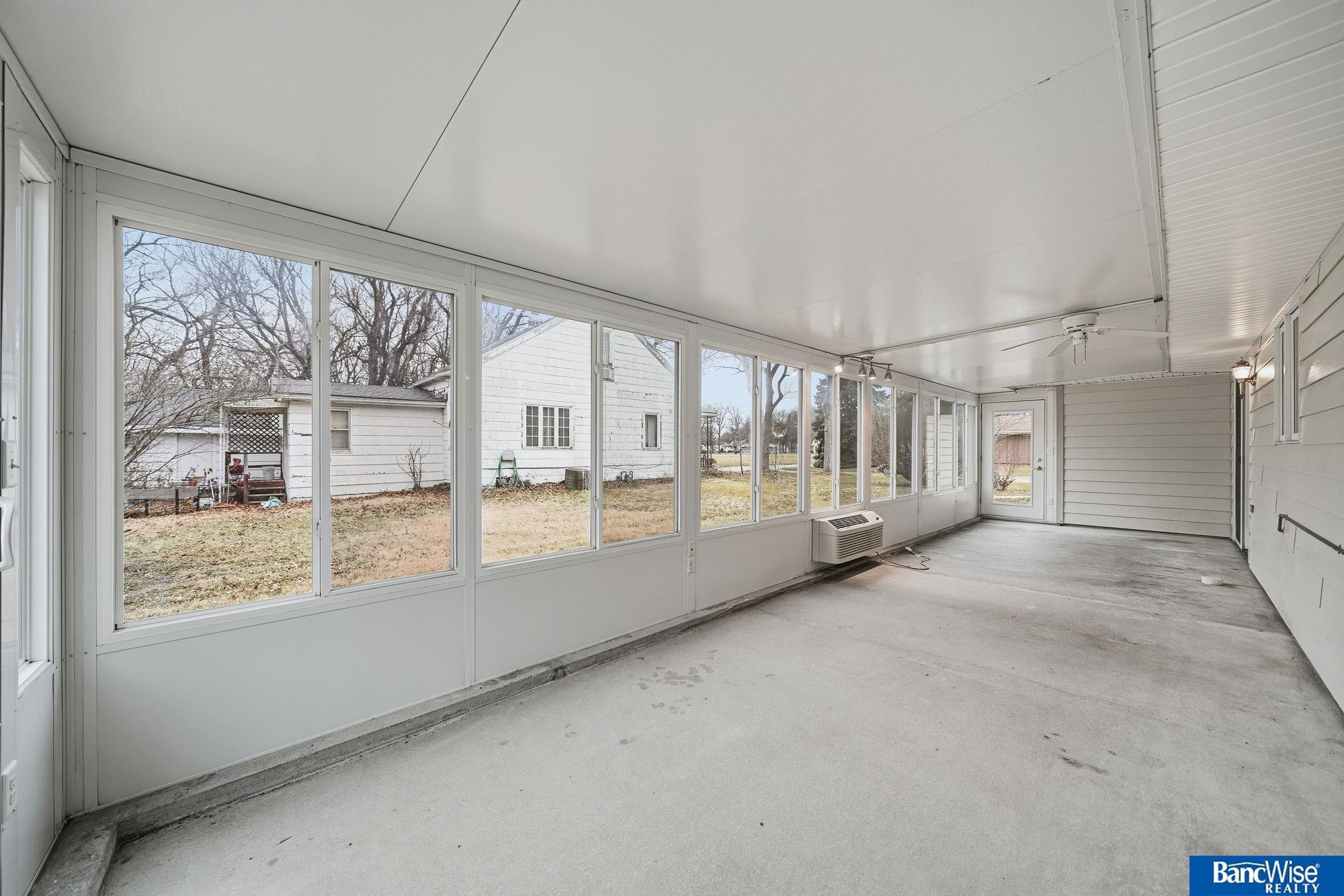 317 E 3rd Street