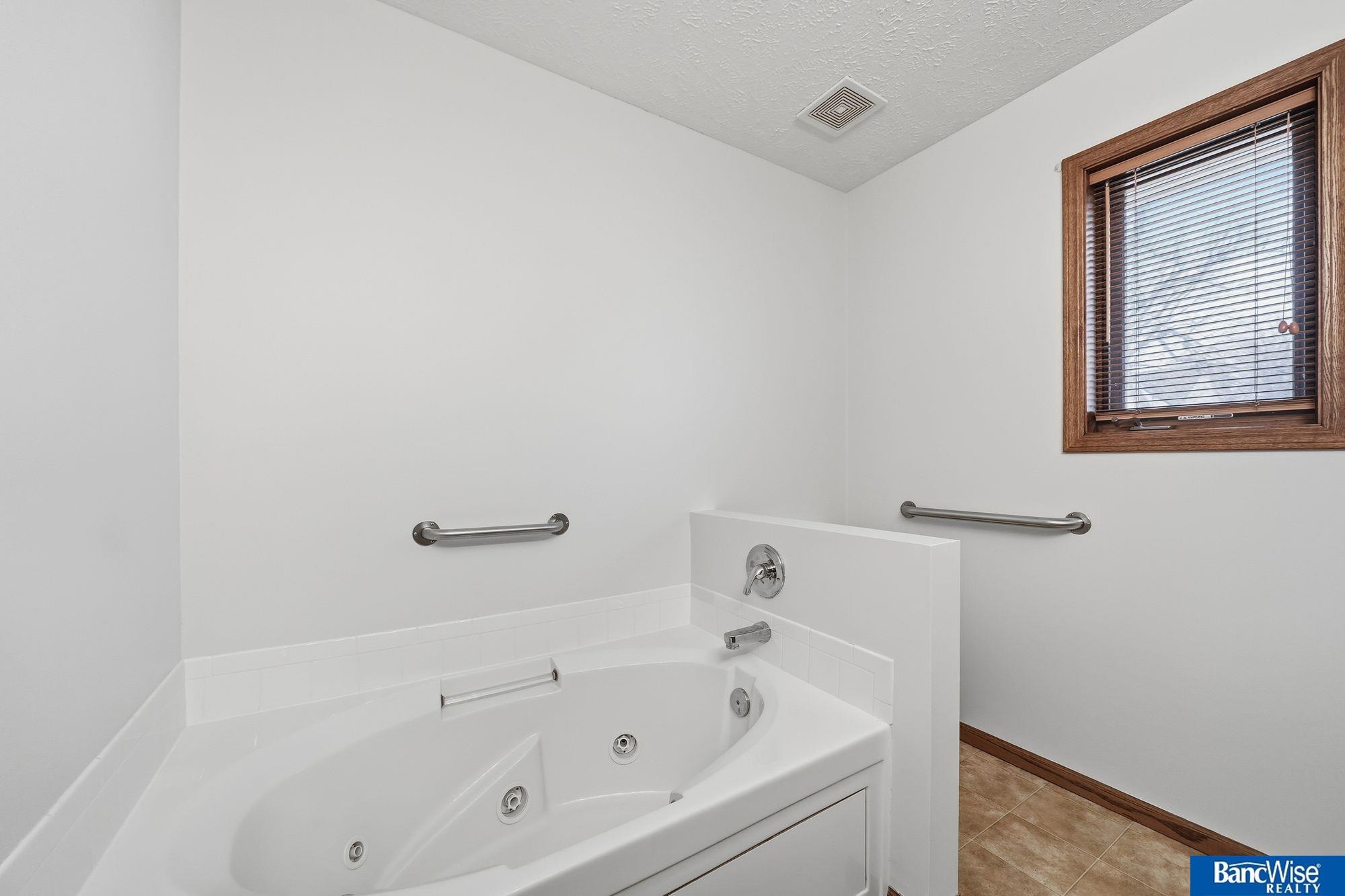 317 E 3rd Street