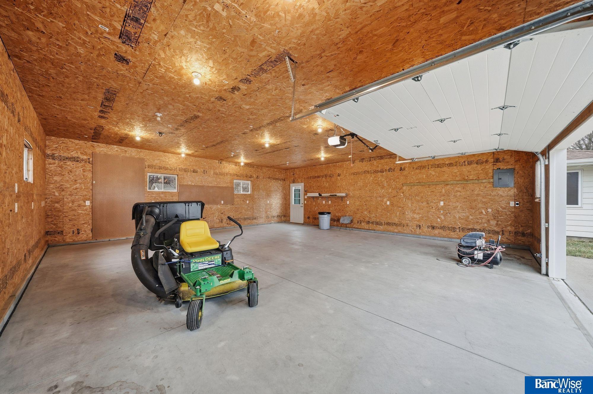 317 E 3rd Street