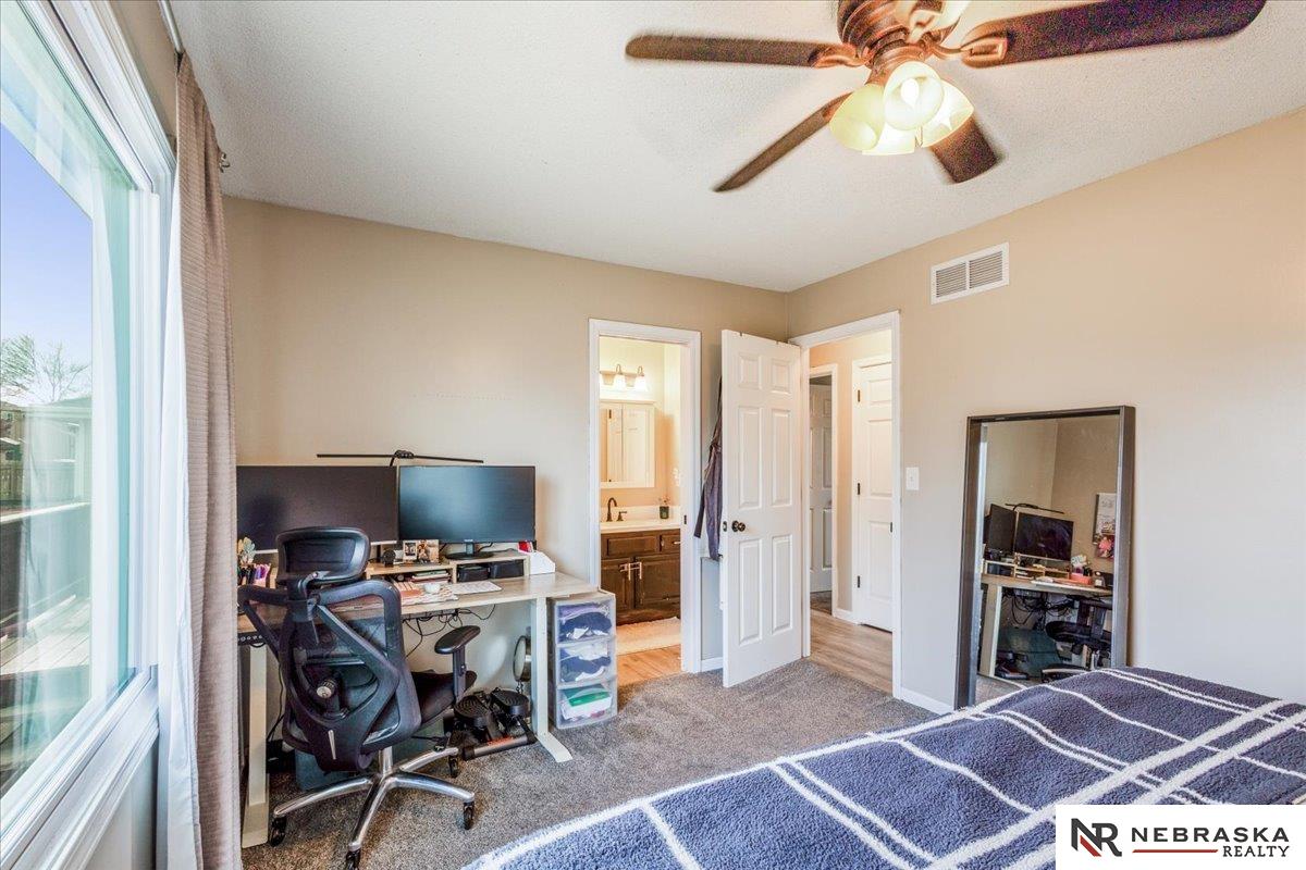 5027 W Sparrow Lane