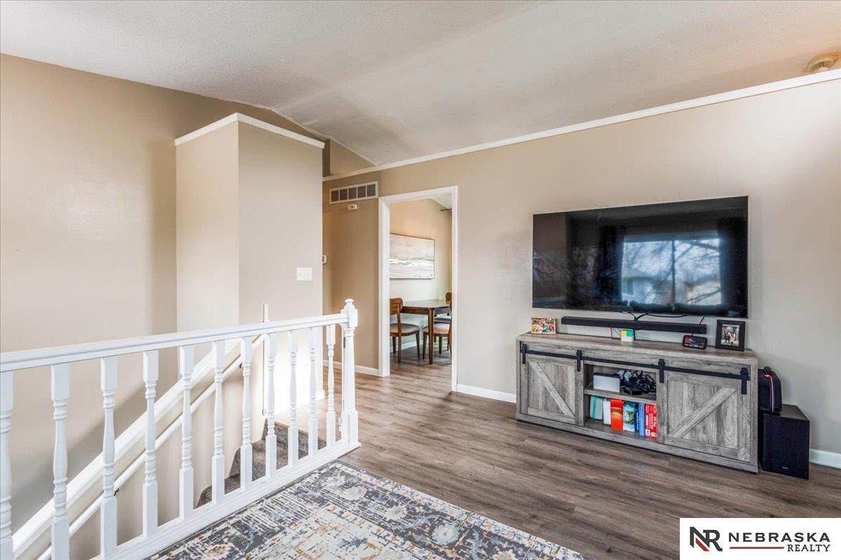 5027 W Sparrow Lane