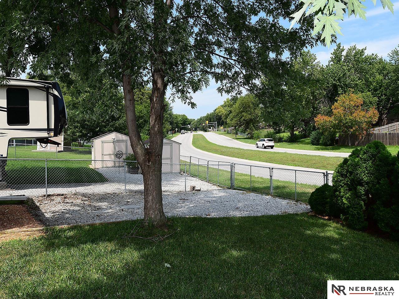 524 W Burt Drive