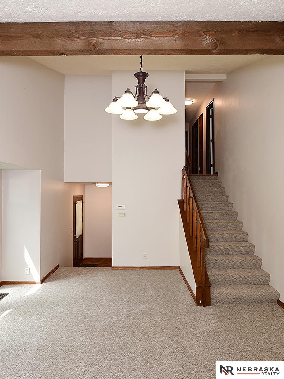 524 W Burt Drive