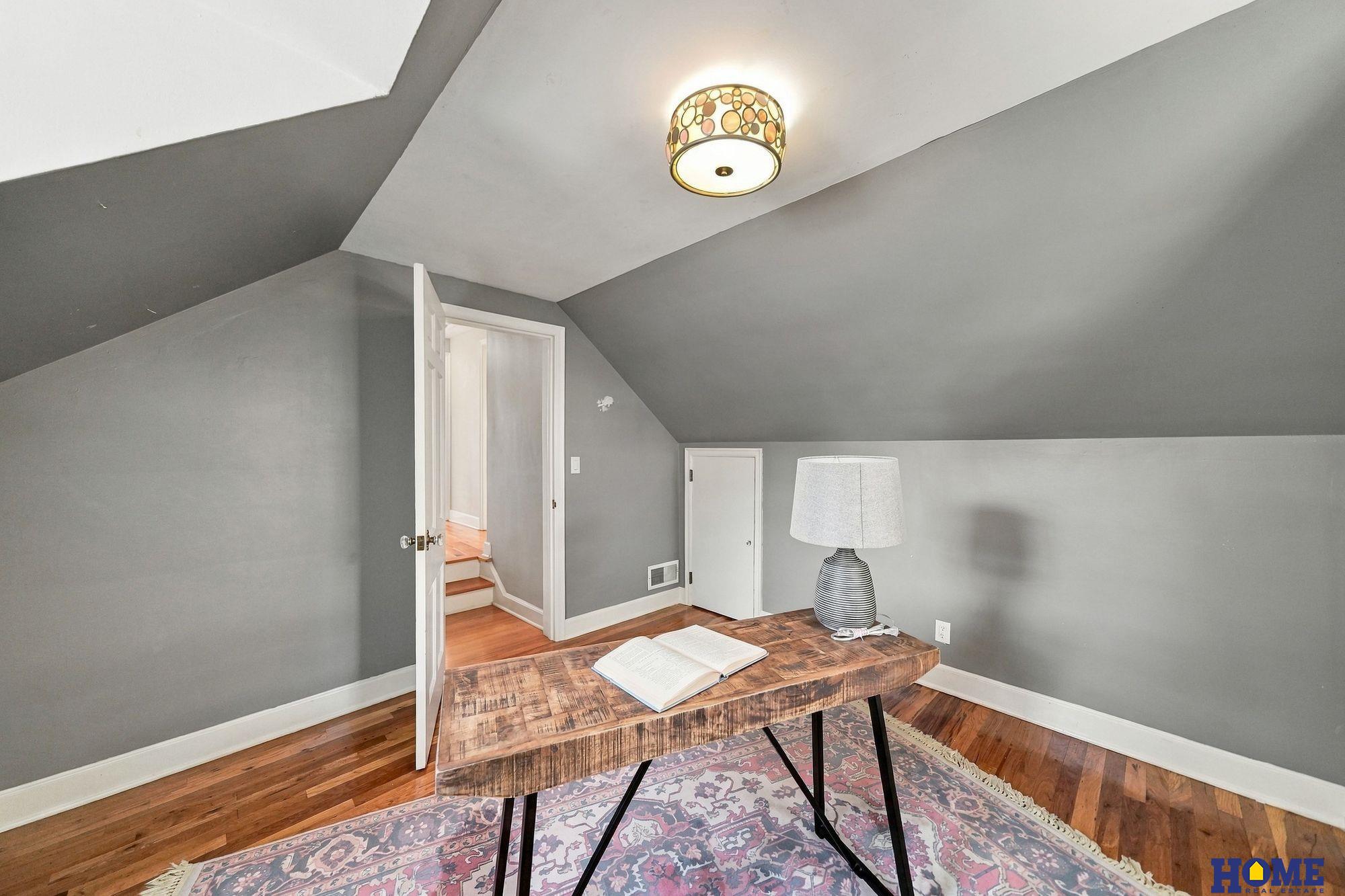 1145 N 38th Street