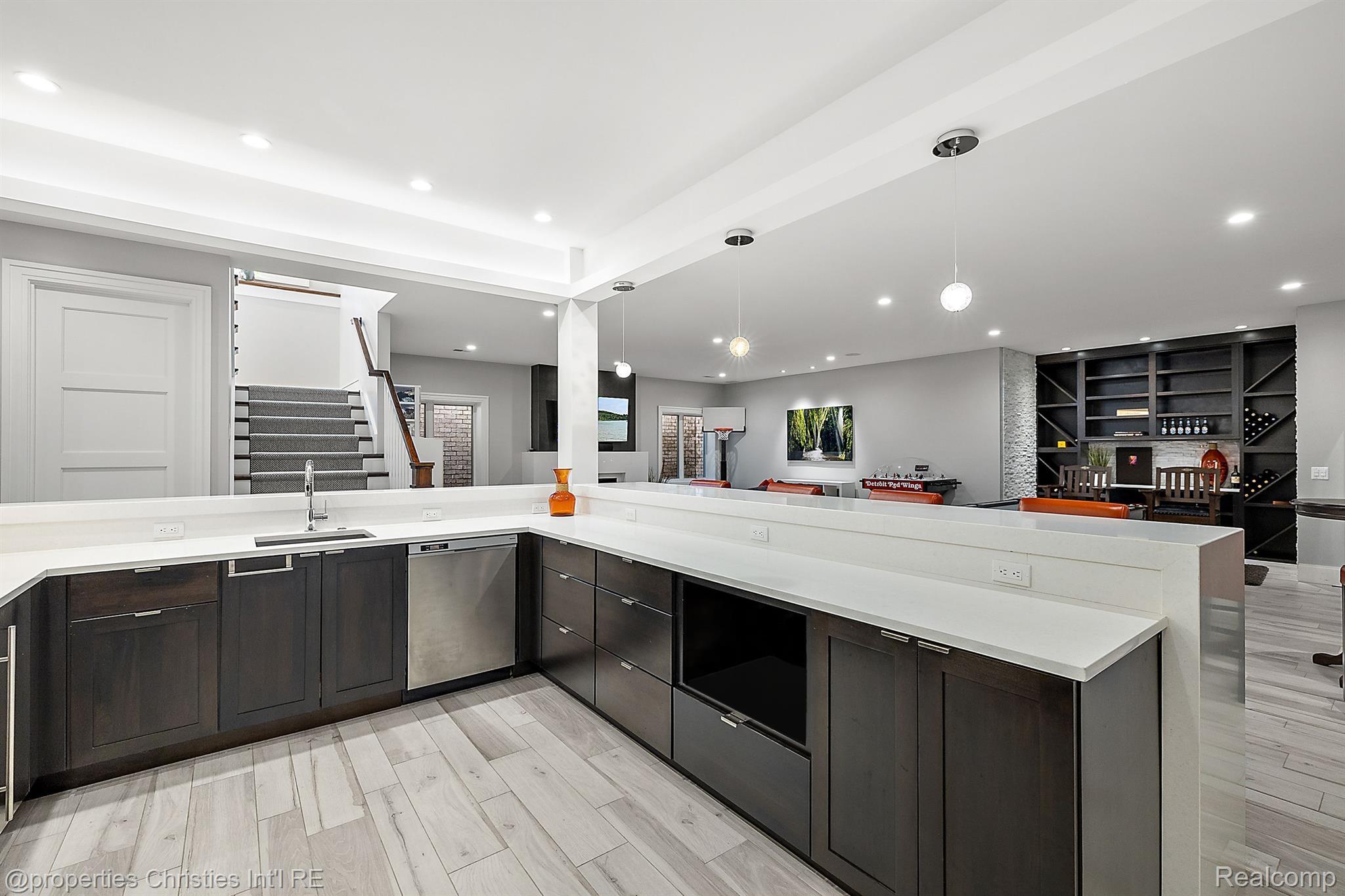 375 BALDWIN Road