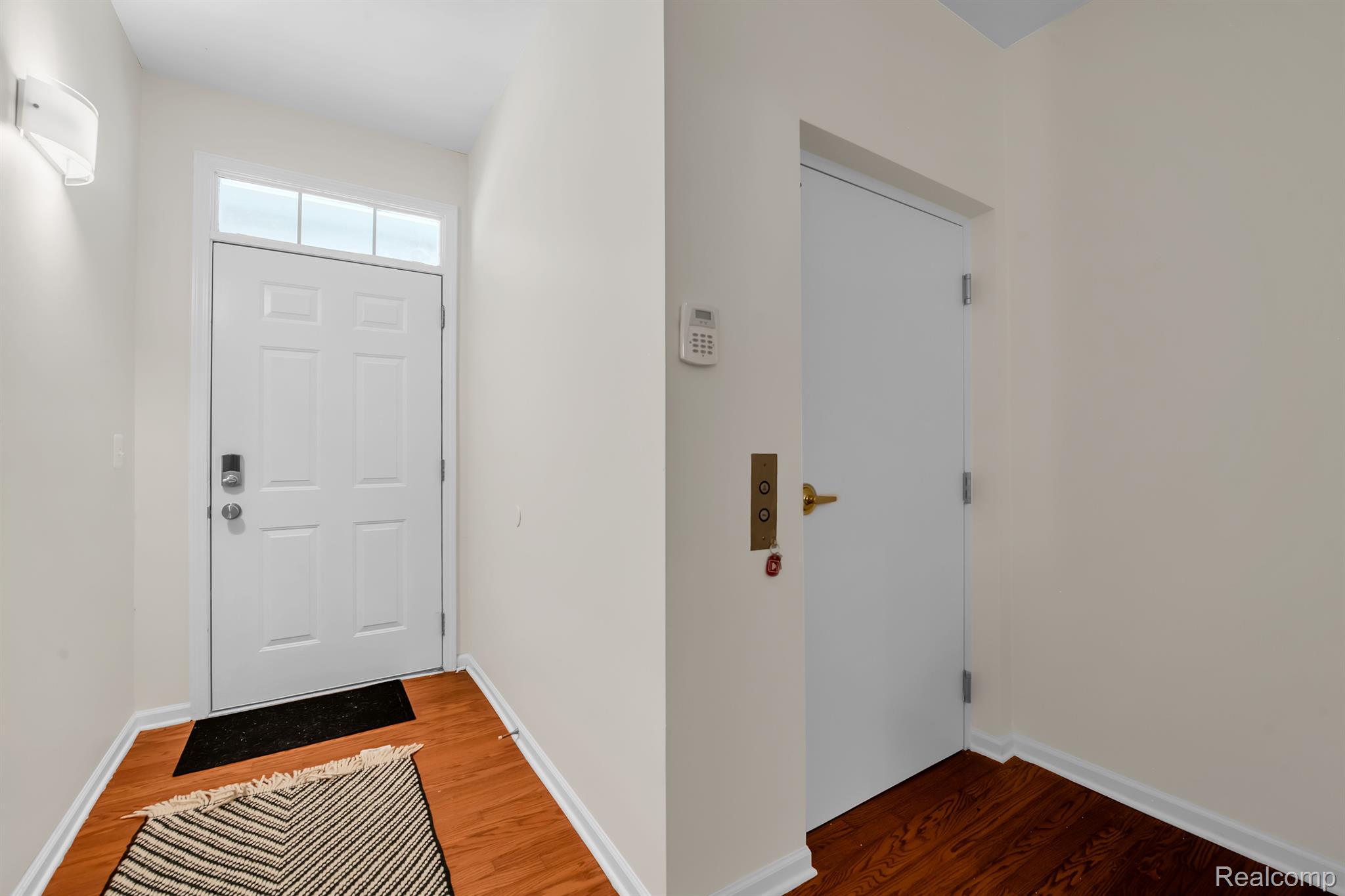 3216 NEWBURY PL