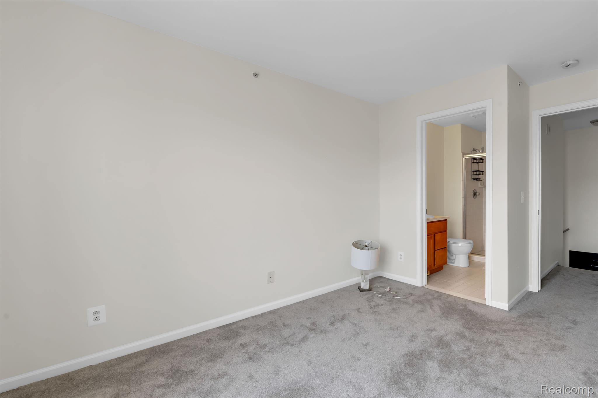 3216 NEWBURY PL