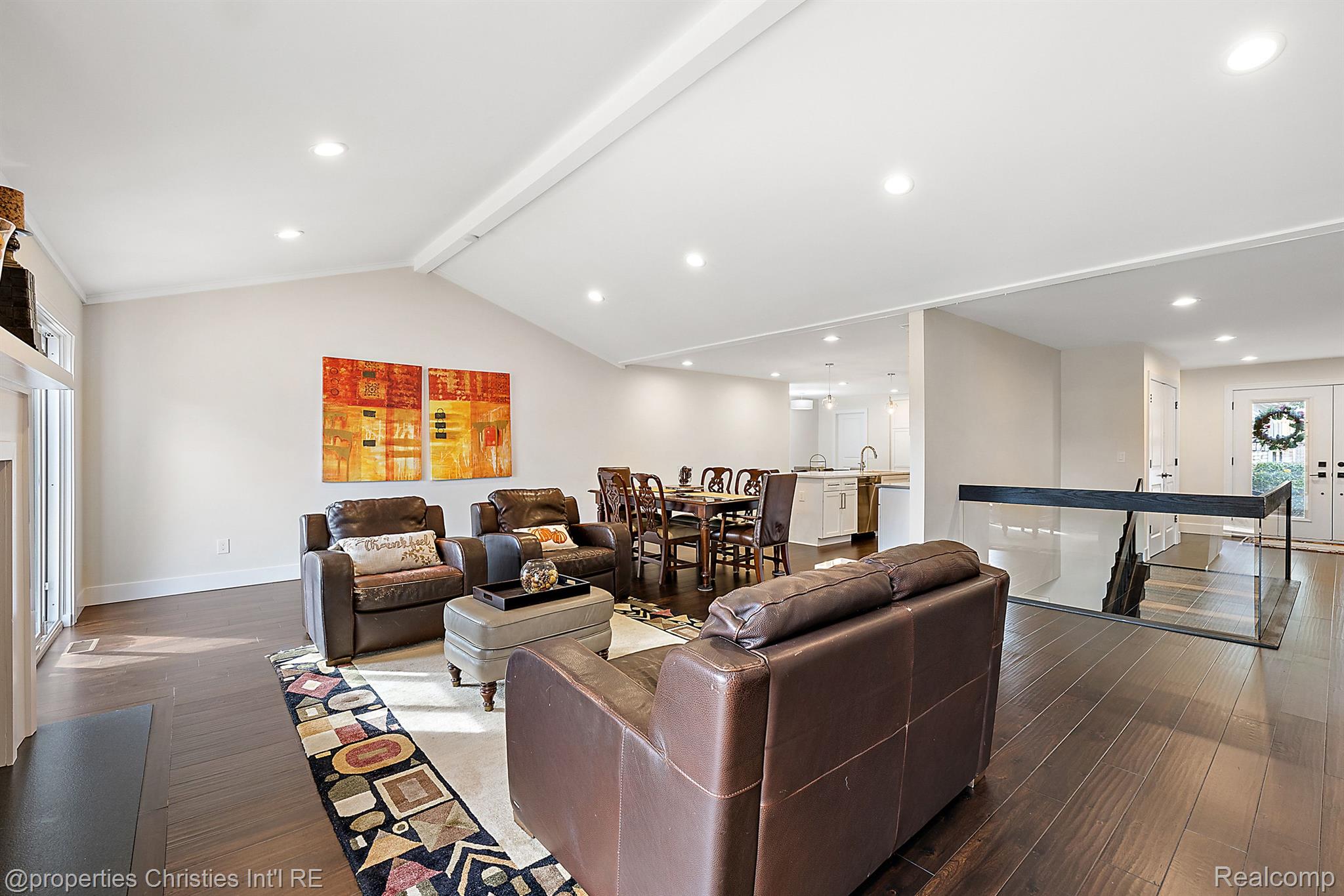 5106 WOODLANDS Trail