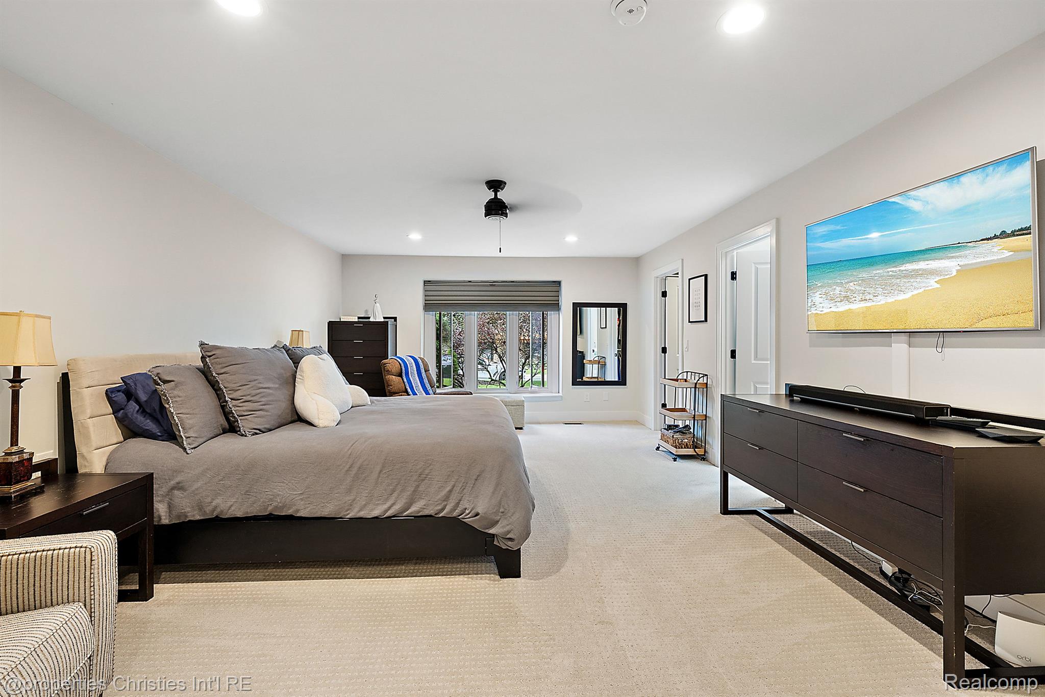5106 WOODLANDS Trail