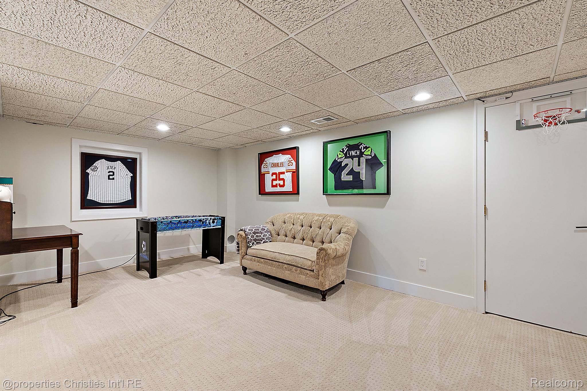 5106 WOODLANDS Trail