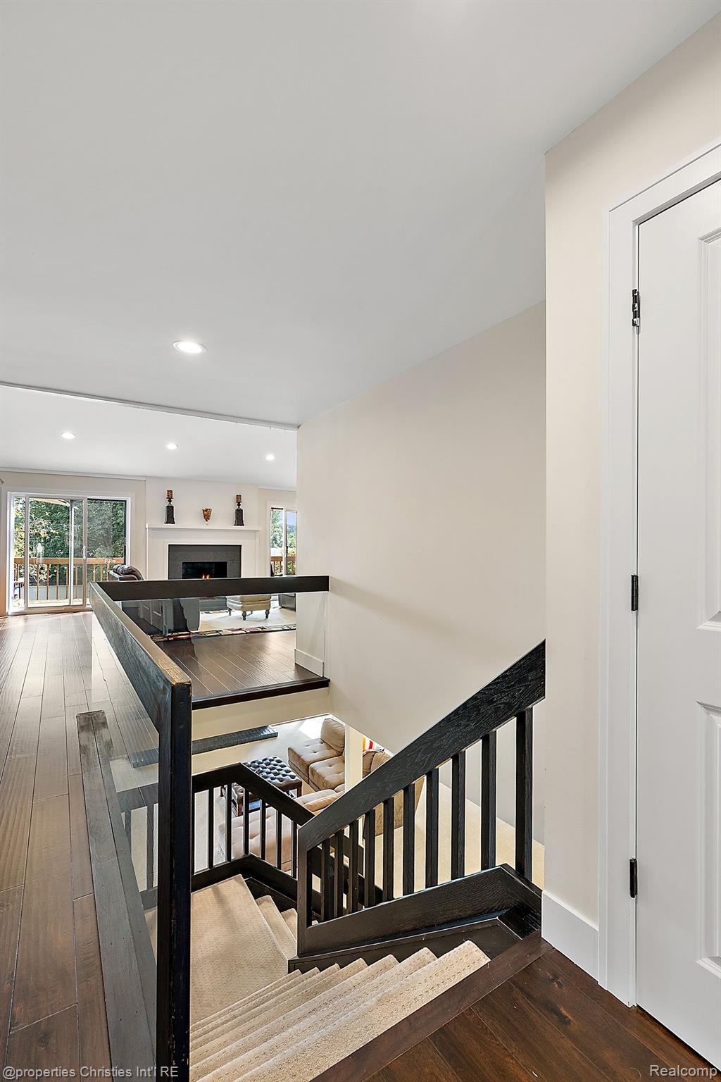 5106 WOODLANDS Trail