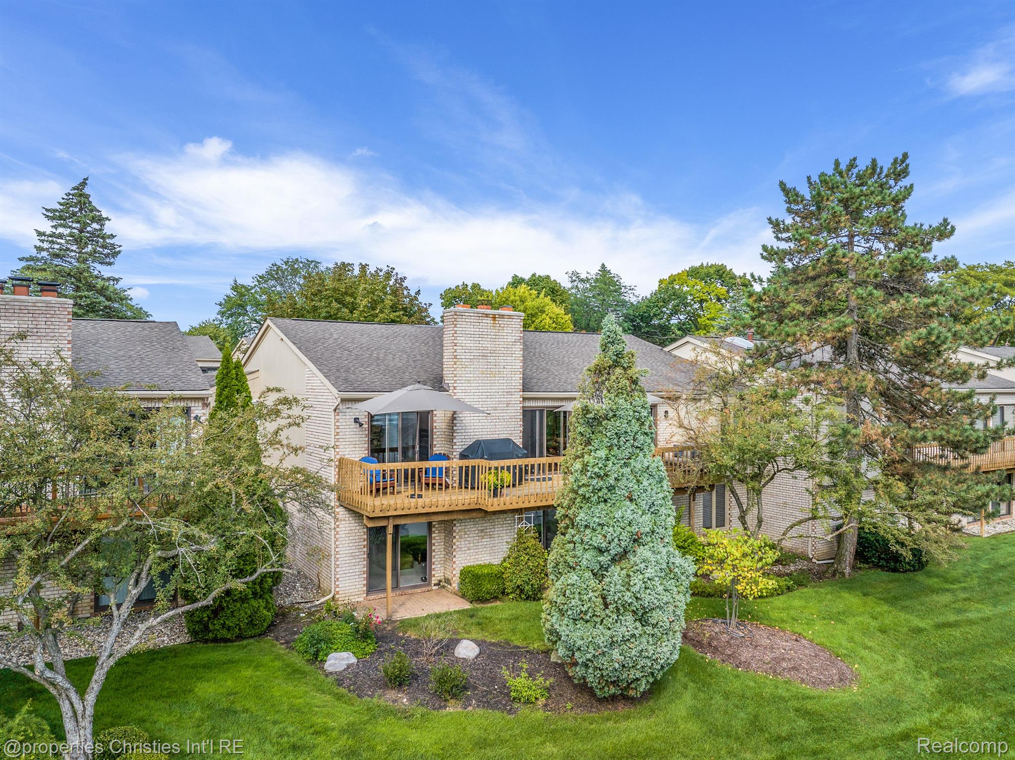 5106 WOODLANDS Trail
