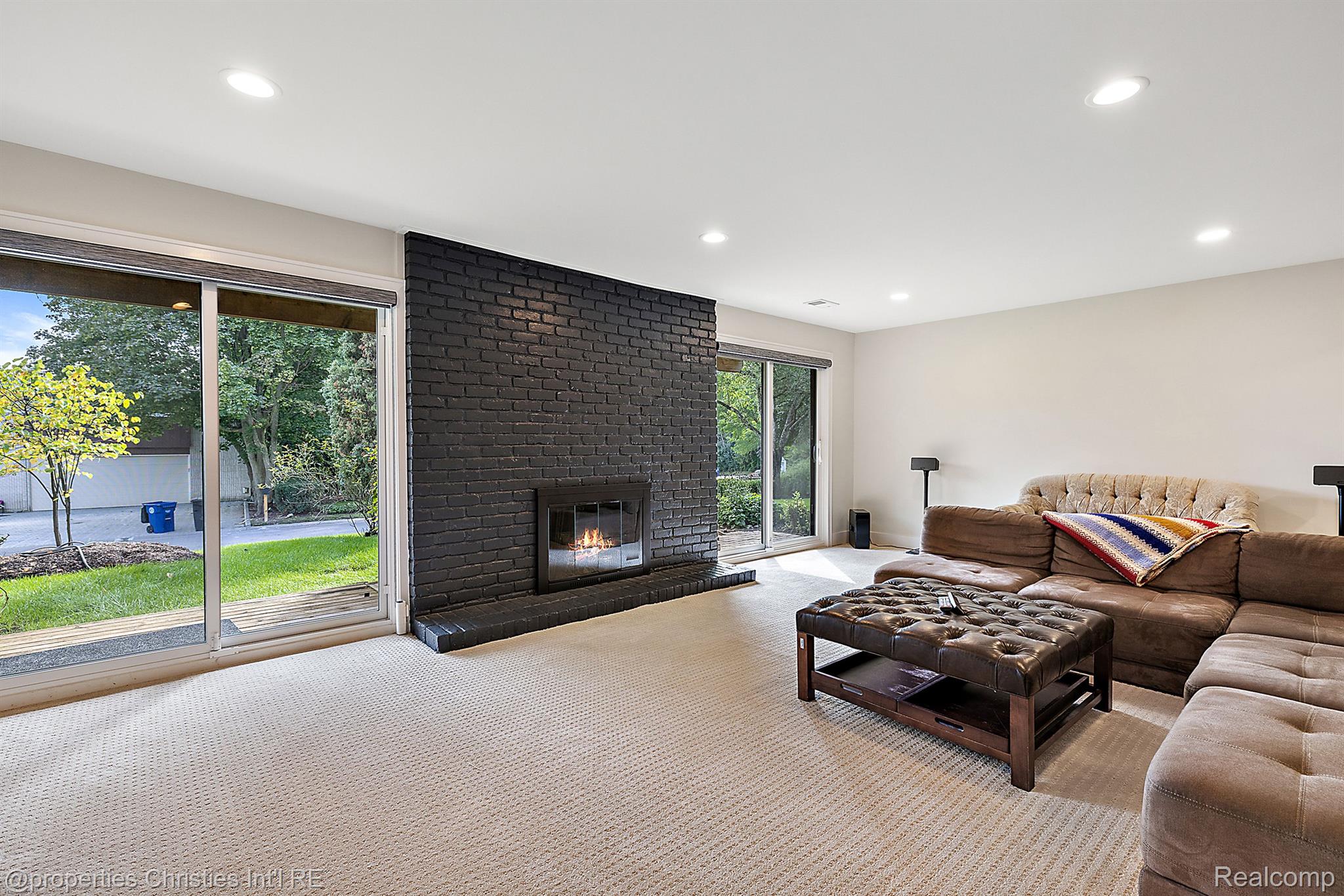 5106 WOODLANDS Trail