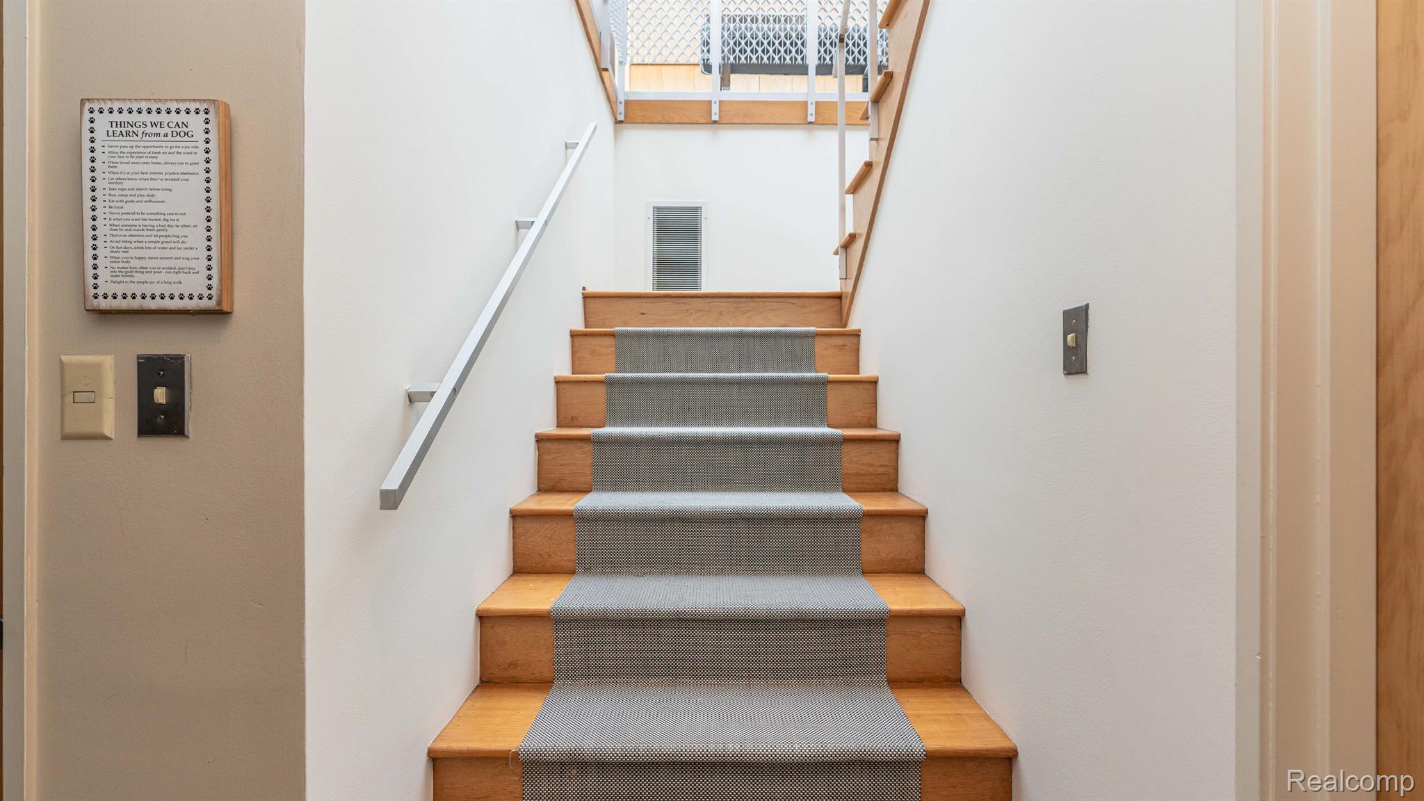 1105 CHARRINGTON Road