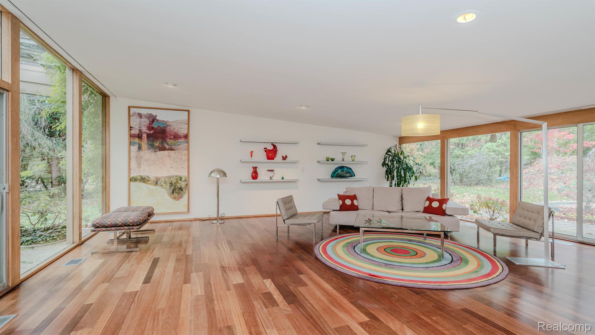 1105 CHARRINGTON Road