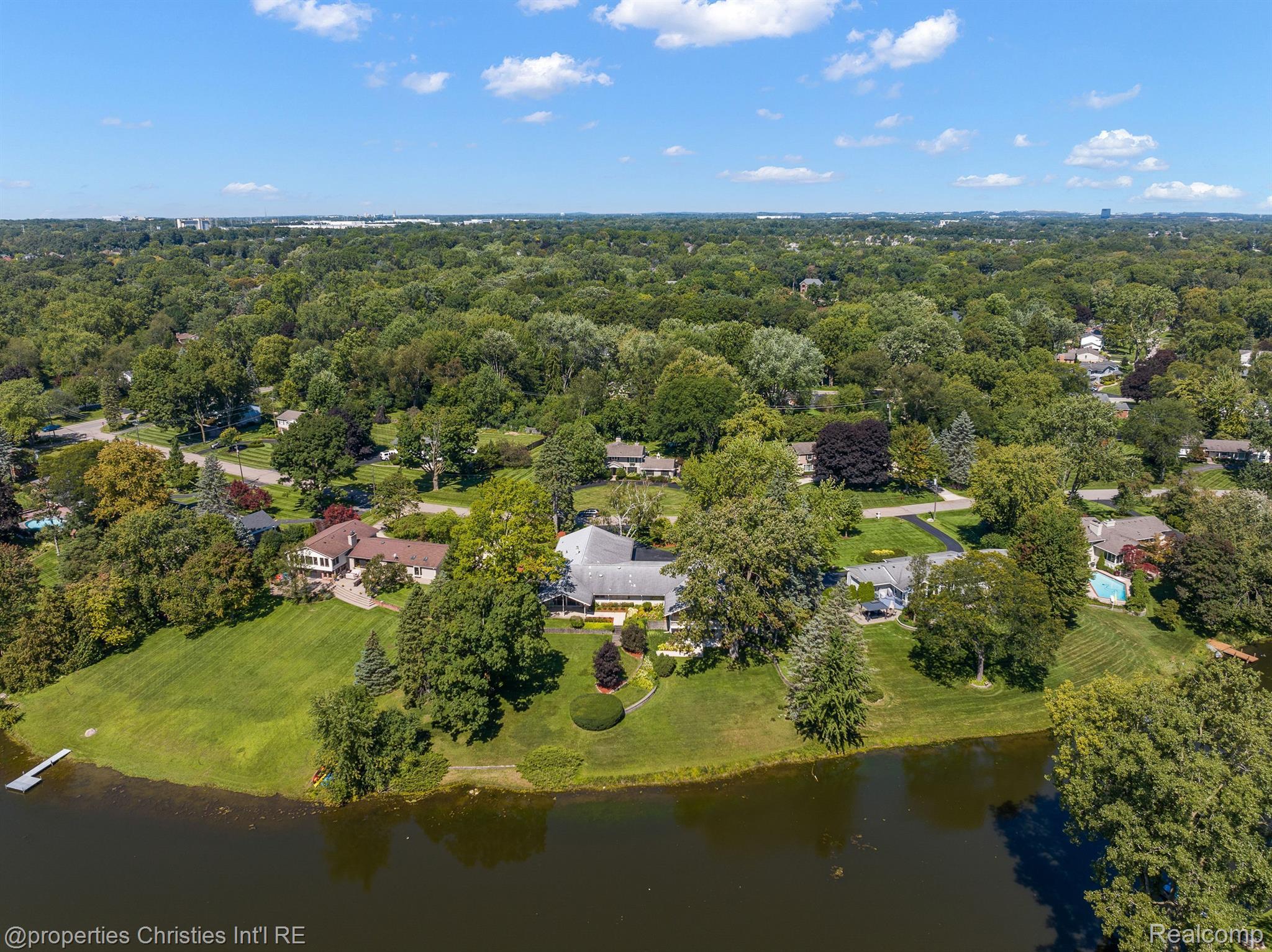 722 PARKMAN Drive