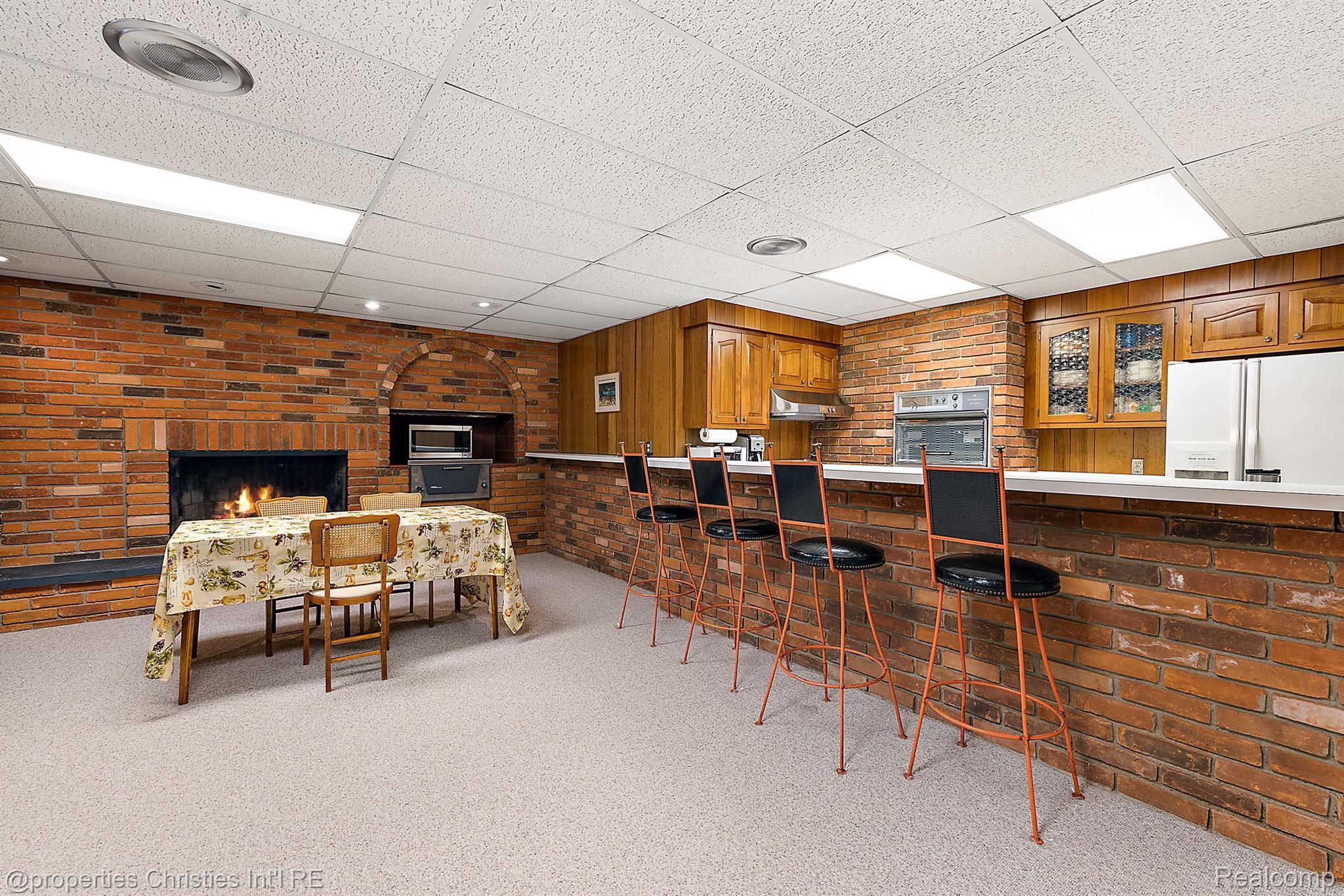 722 PARKMAN Drive
