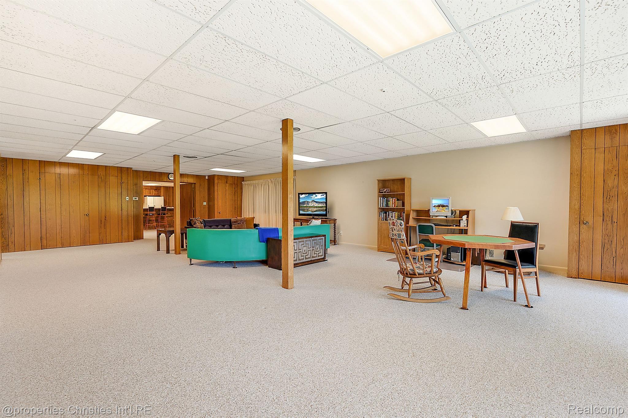 722 PARKMAN Drive