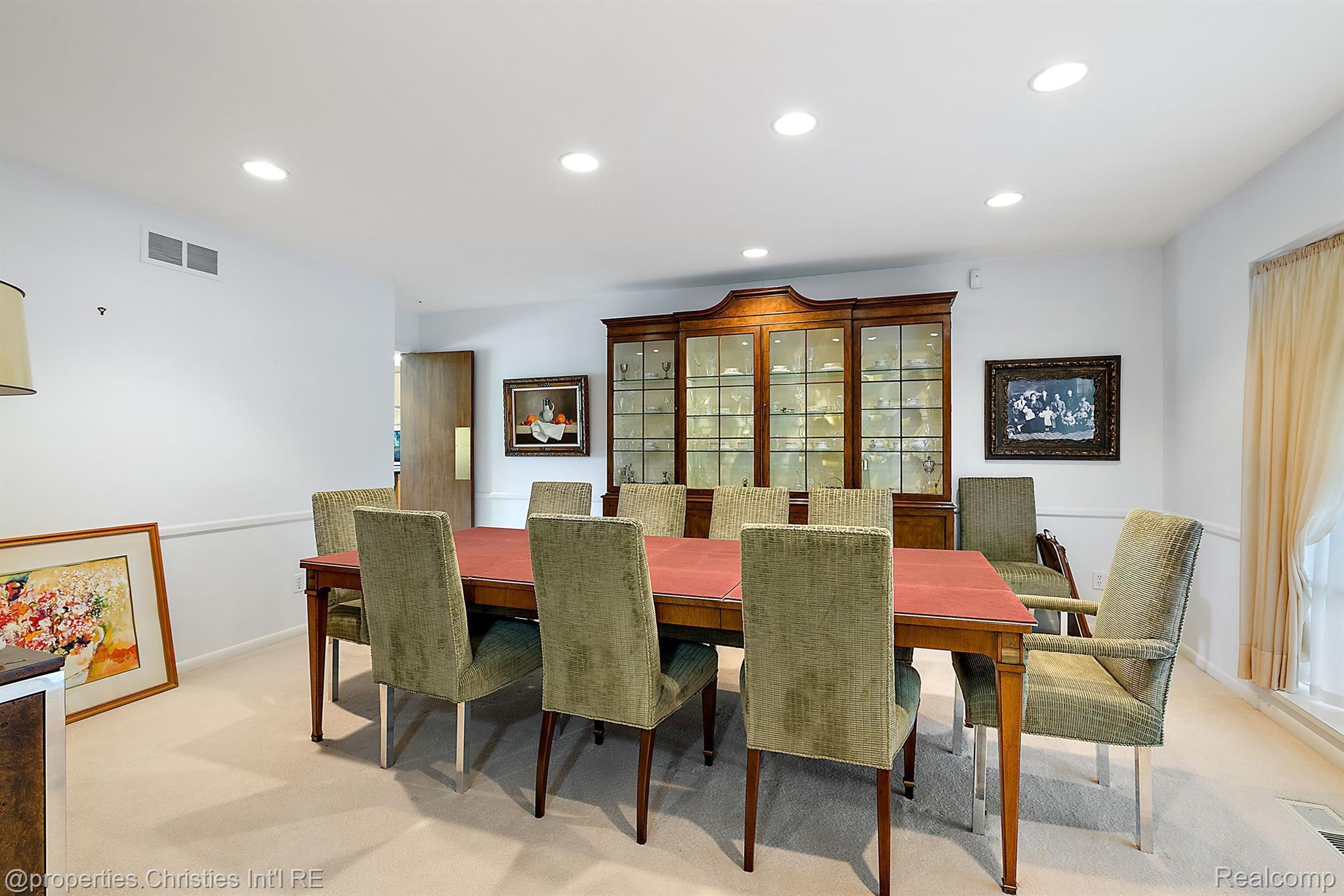 722 PARKMAN Drive