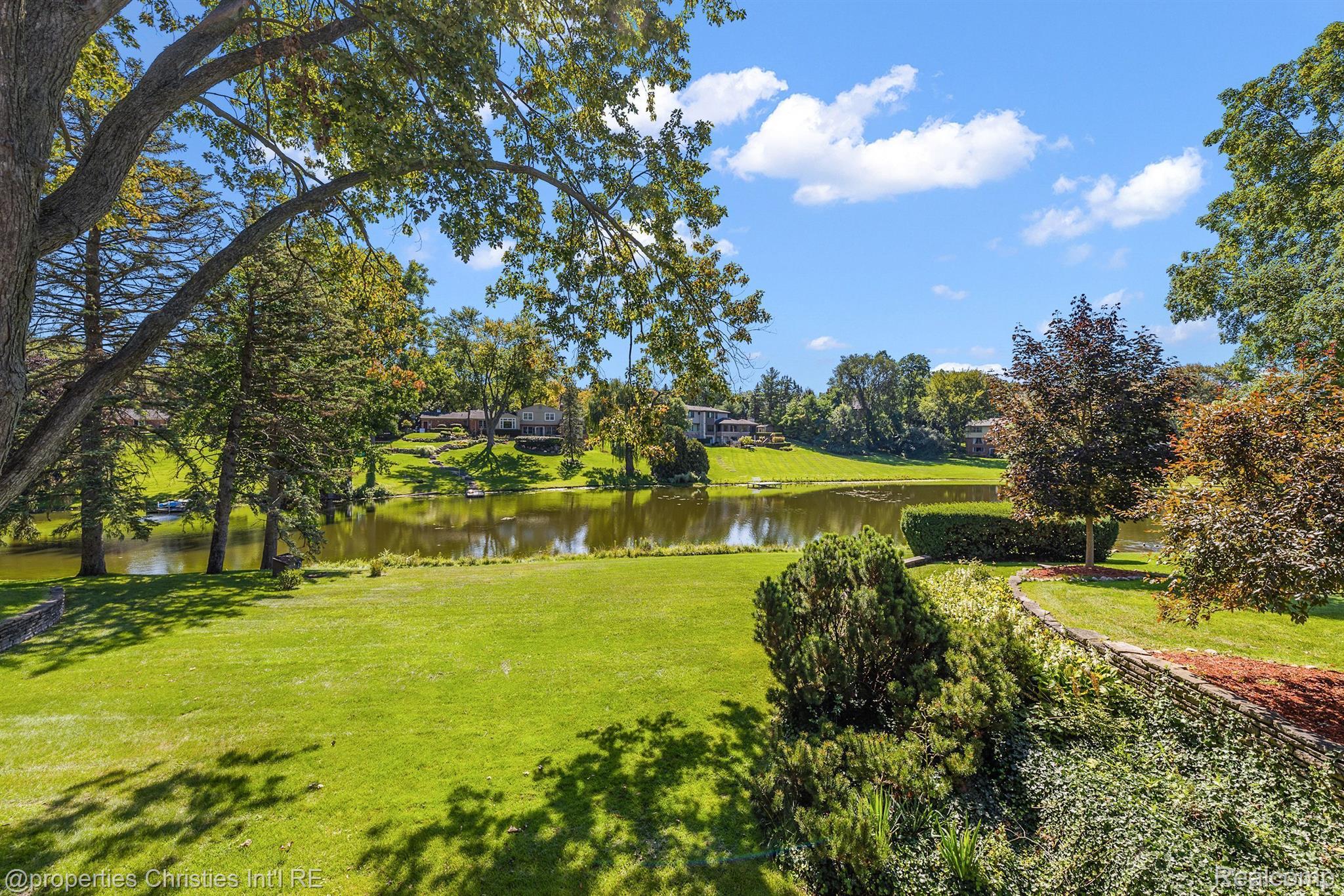 722 PARKMAN Drive