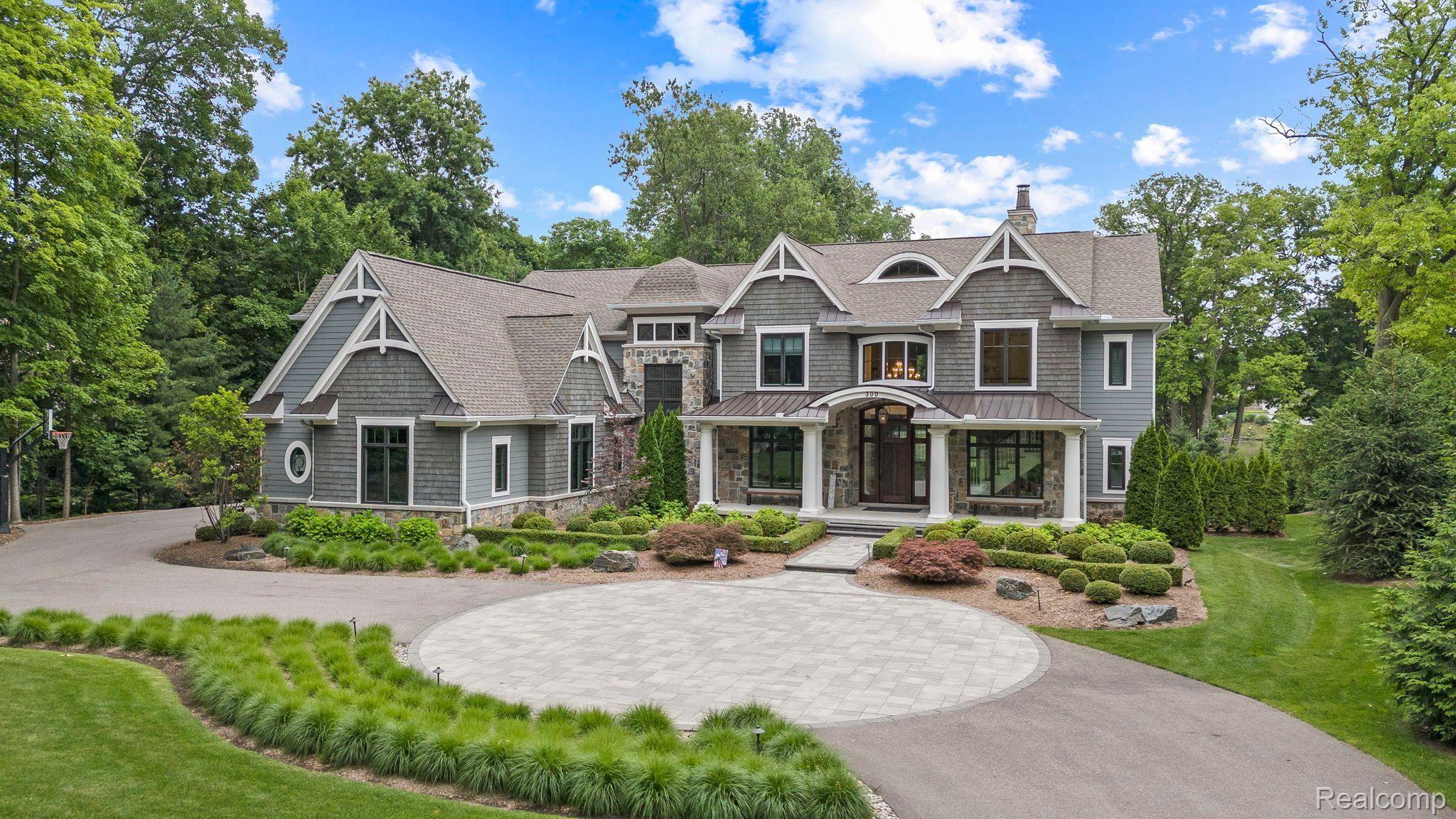 300 LOWELL