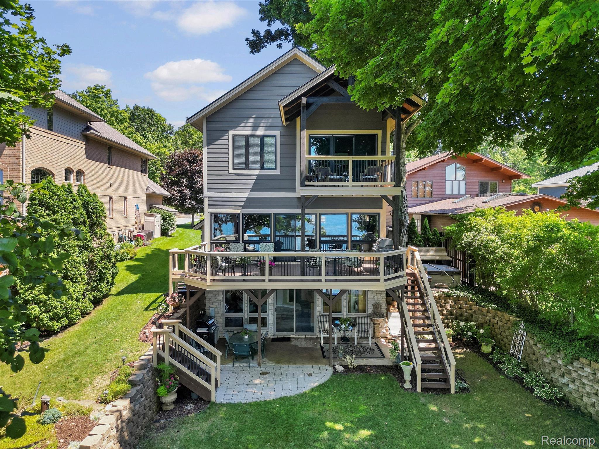 2401 RIDGE Road