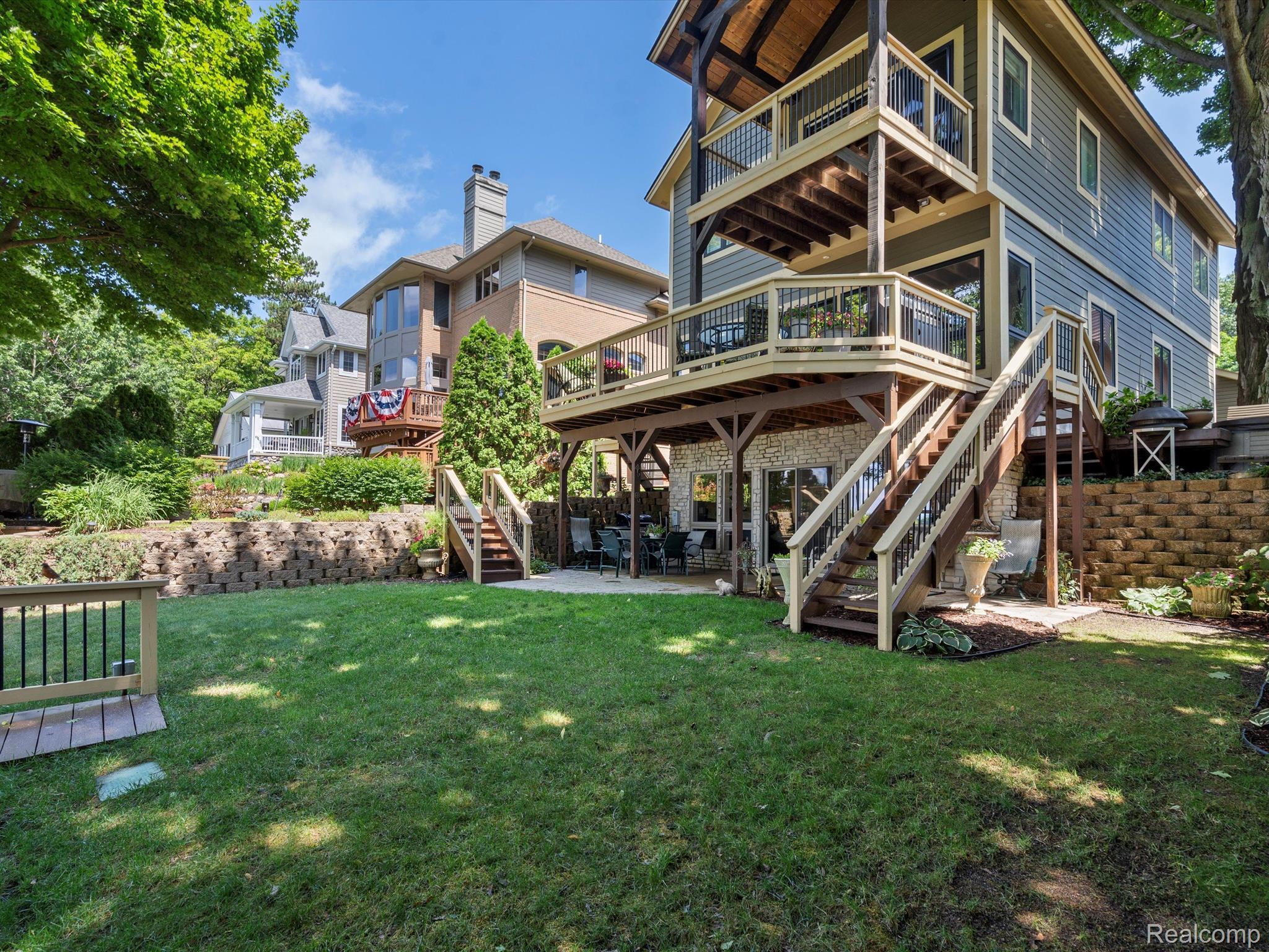 2401 RIDGE Road