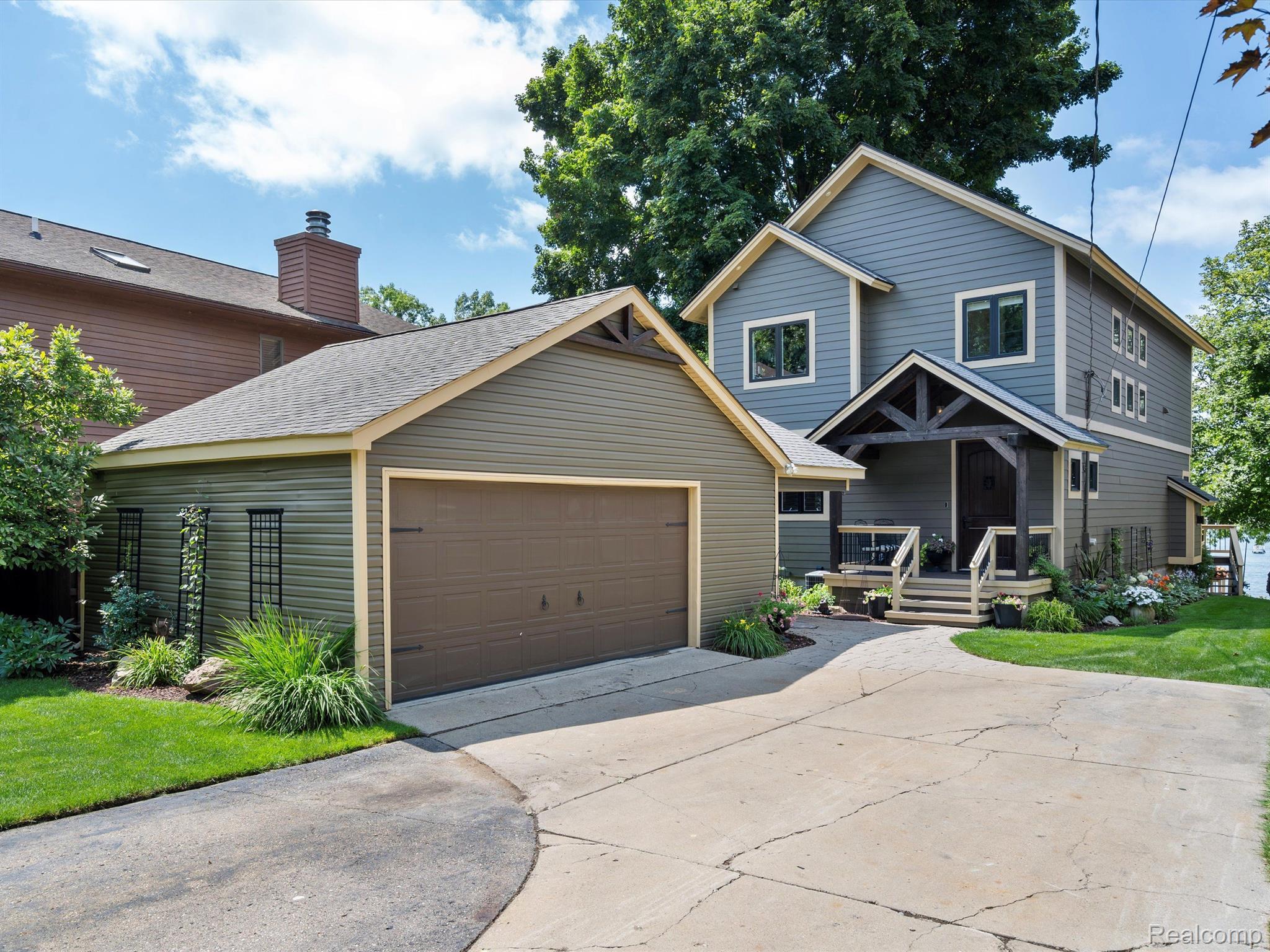 2401 RIDGE Road