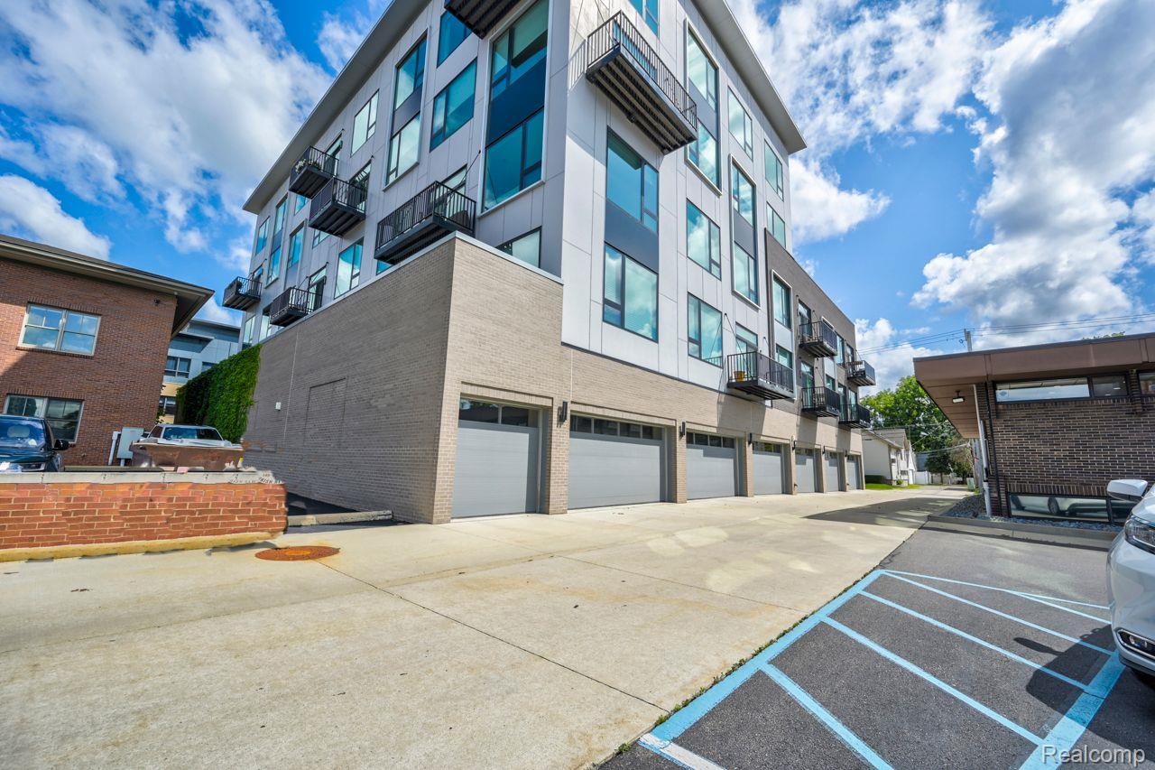 750 FOREST Avenue #308
