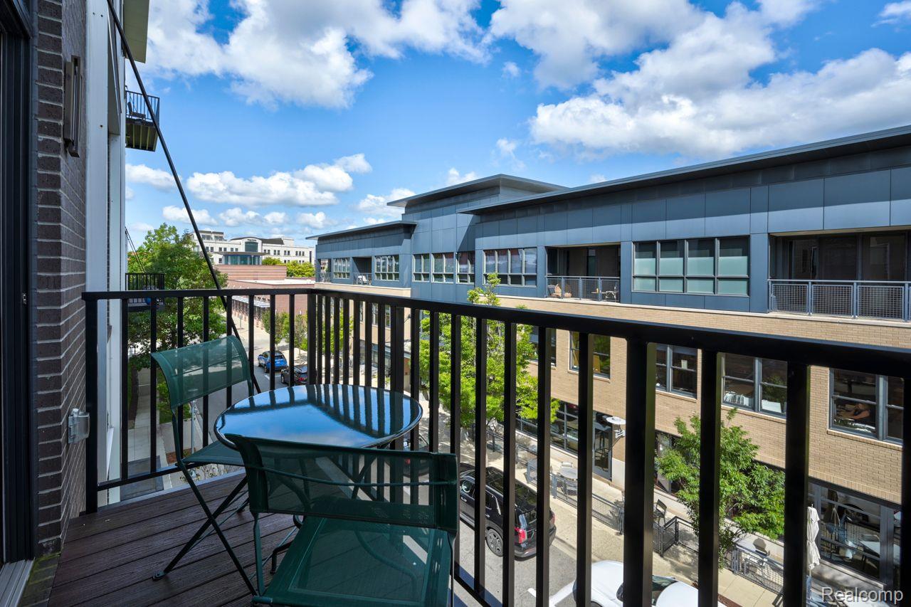 750 FOREST Avenue #308