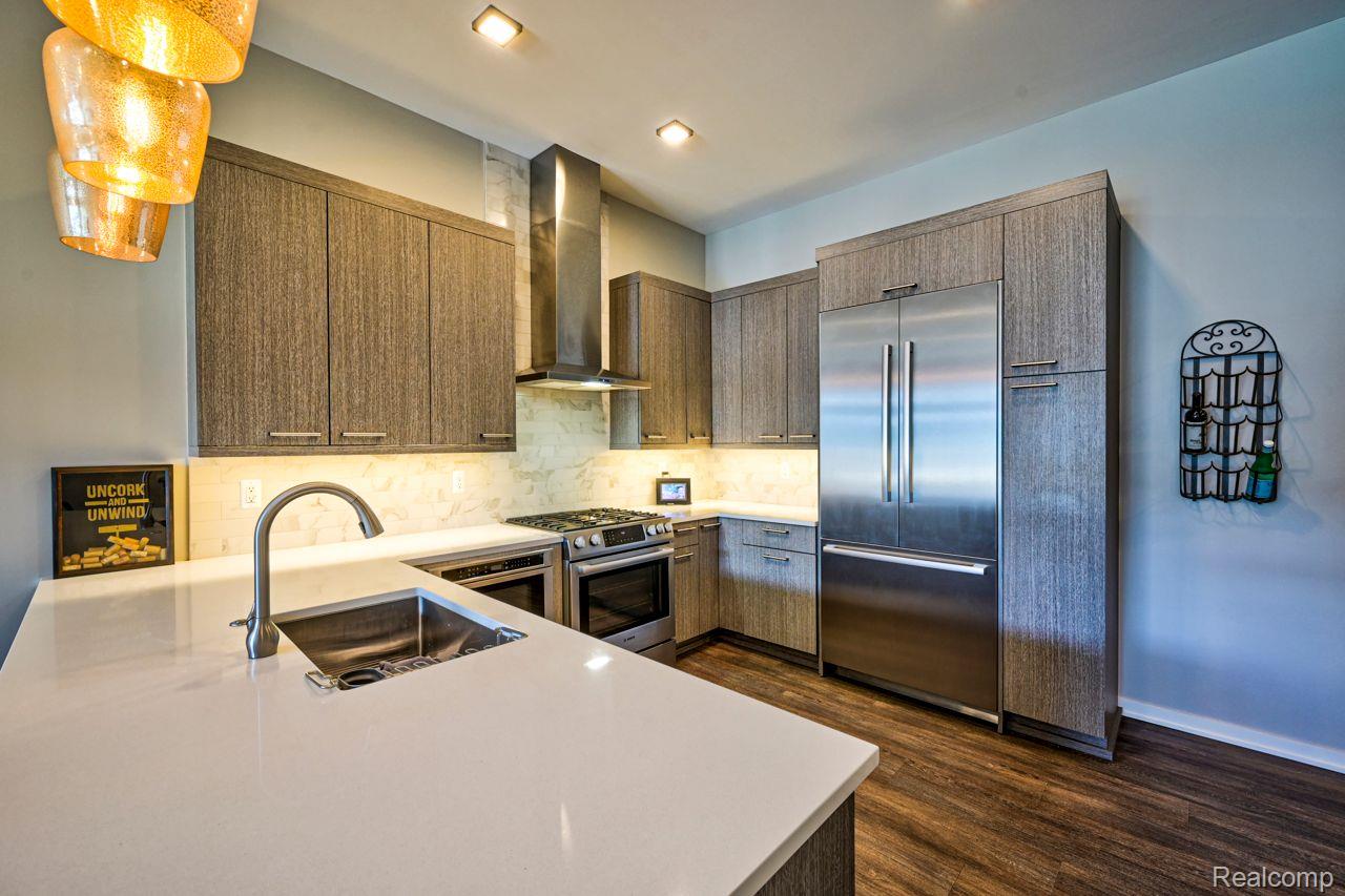 750 FOREST Avenue #308