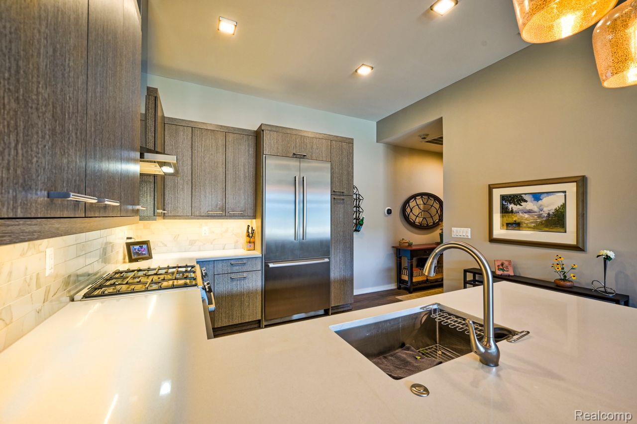 750 FOREST Avenue #308