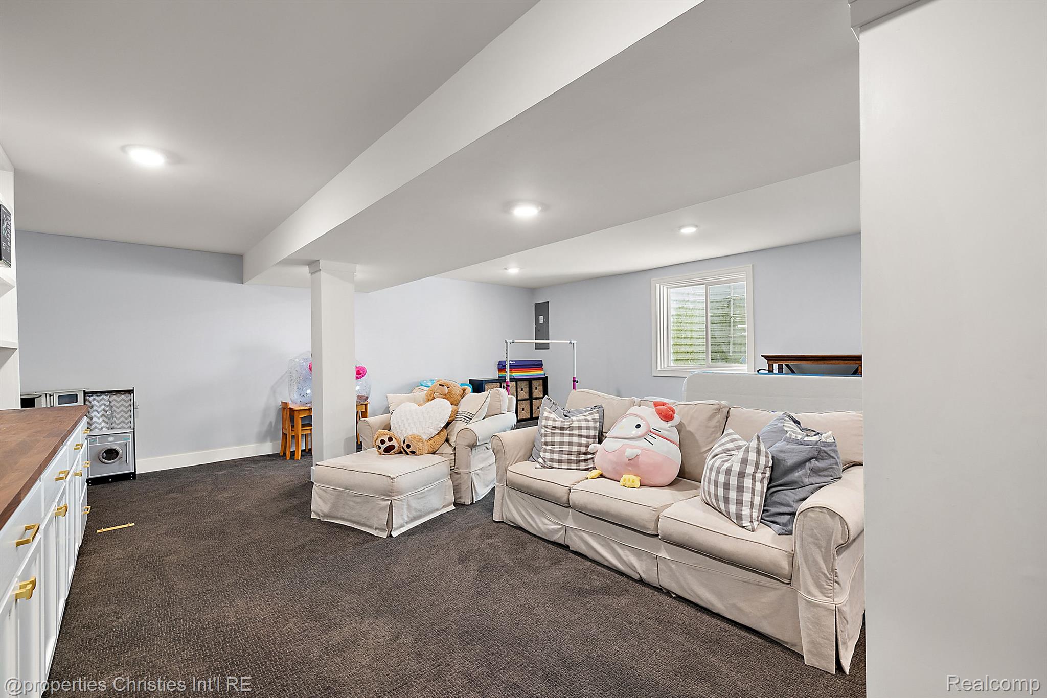 1188 BIRD Avenue