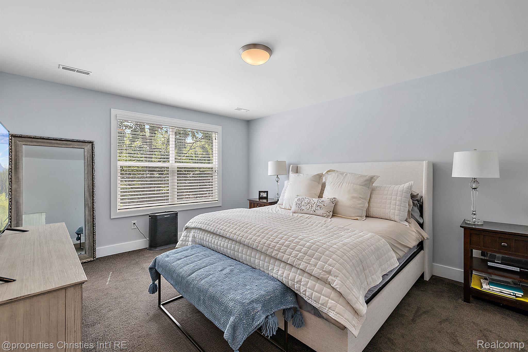 1188 BIRD Avenue