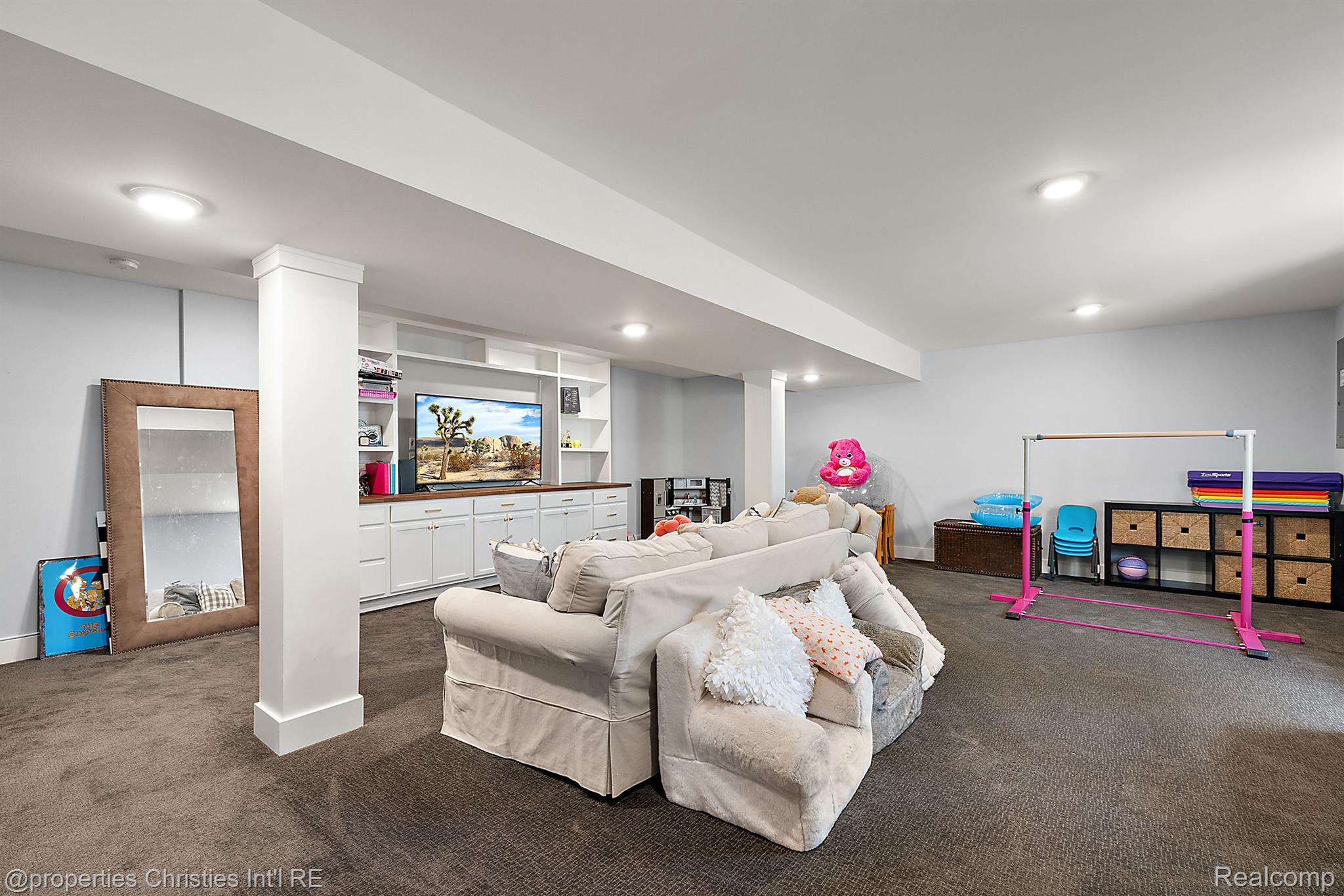 1188 BIRD Avenue
