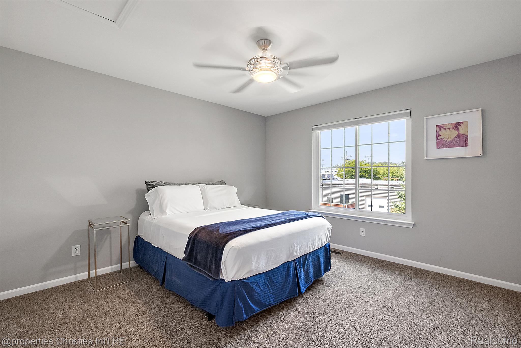 301 JAMES Circle